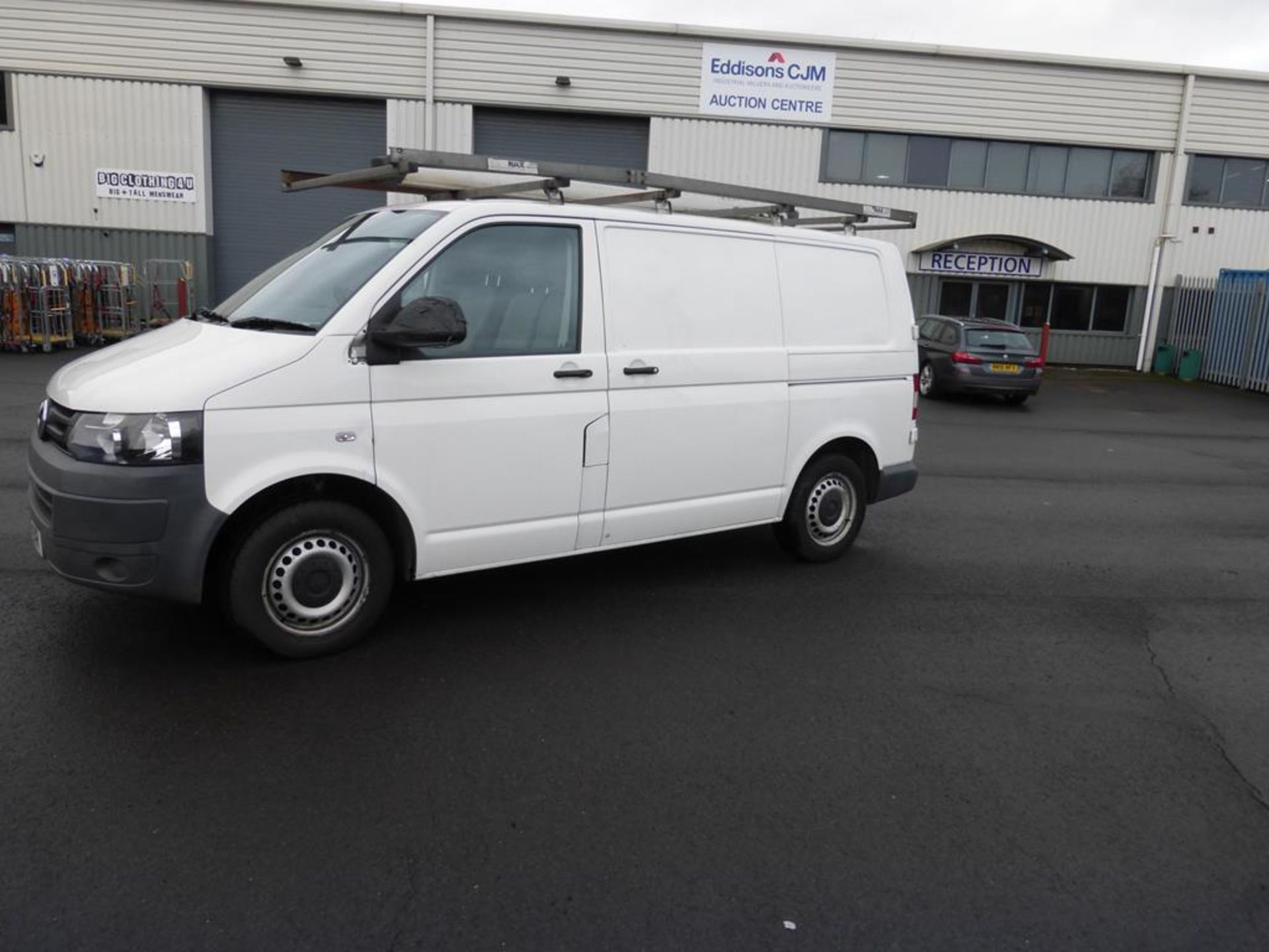 * 2011 Volkswagen Transporter 1968cc Diesel. Revenue Weight 2800Kg, fitted with Roof Rack. - Image 3 of 19