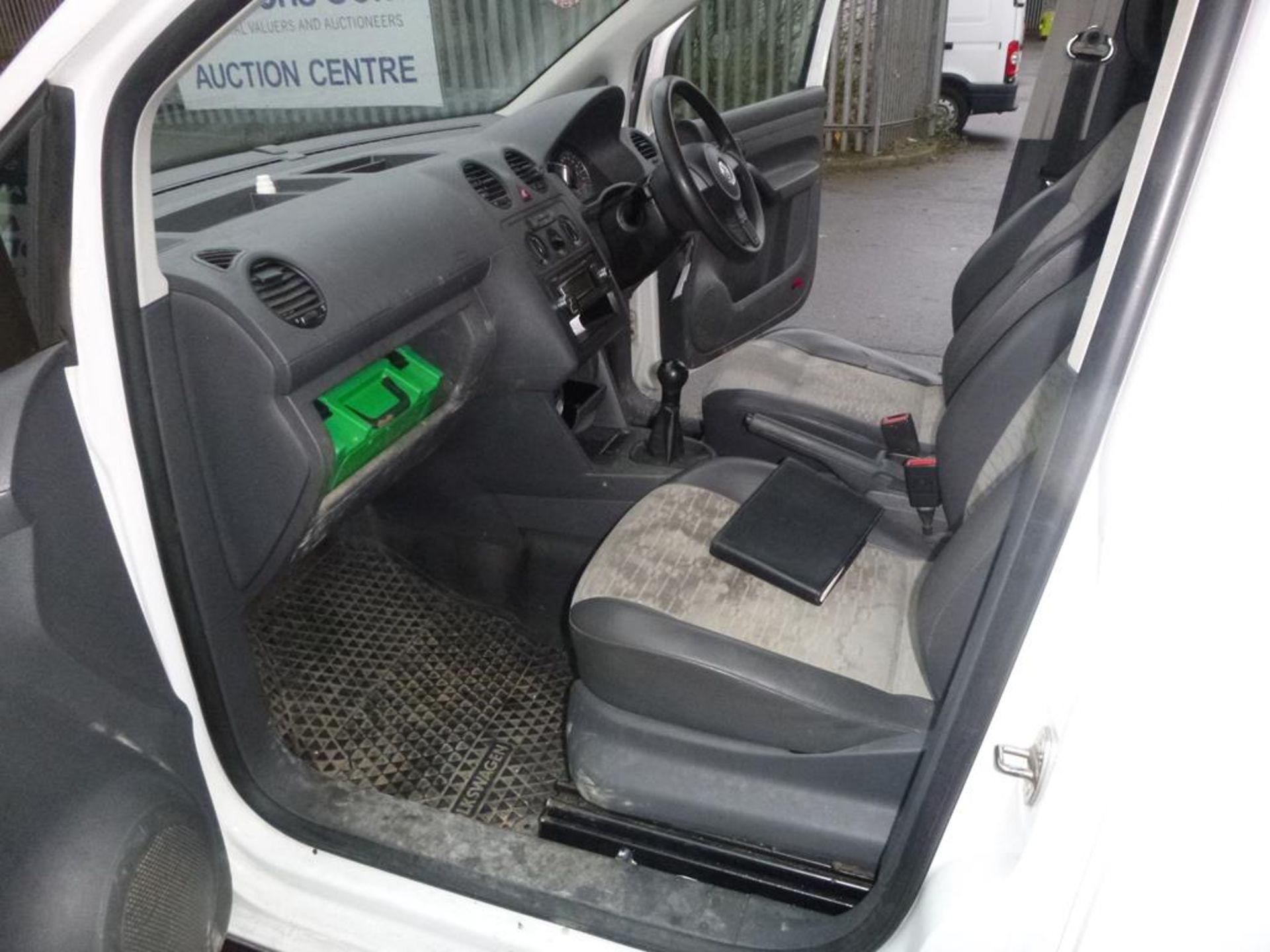 * 2011 Volkswagen Caddy 1598cc Diesel, Revenue Weight 2175Kg, fitted with Rail Rack and Internal - Image 10 of 13