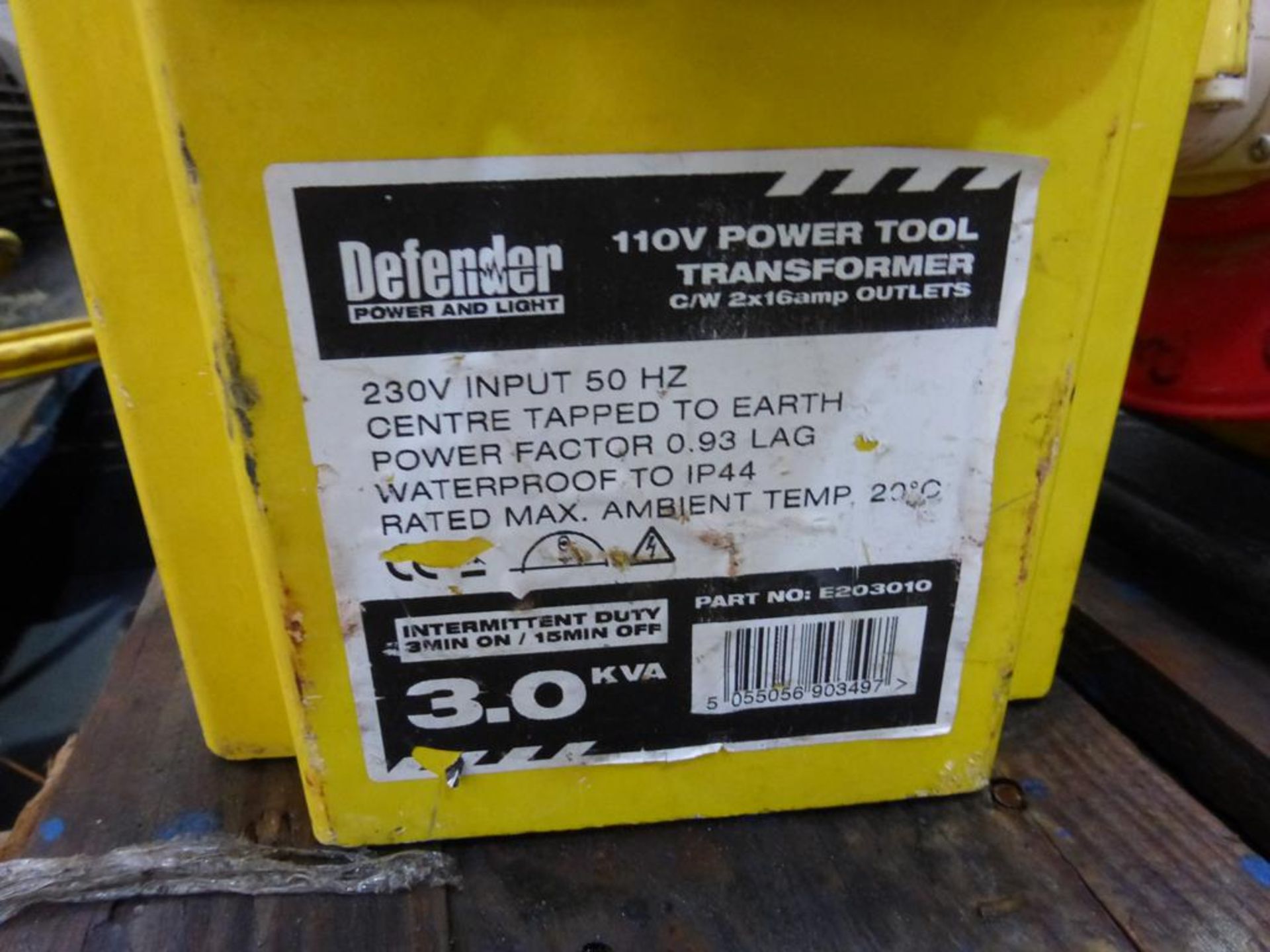 * A 110v Defender Transformer c/w 2 x 110V Extension Leads - Image 2 of 5