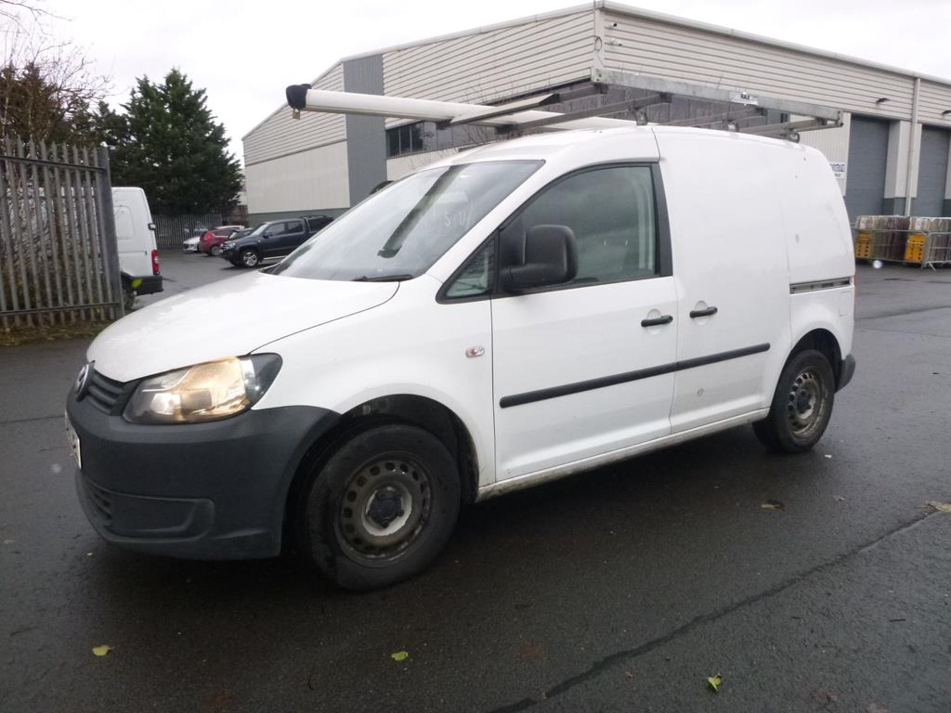 * 2011 Volkswagen Caddy 1598cc Diesel, Revenue Weight 2175Kg, fitted with Rail Rack and Internal - Image 5 of 13