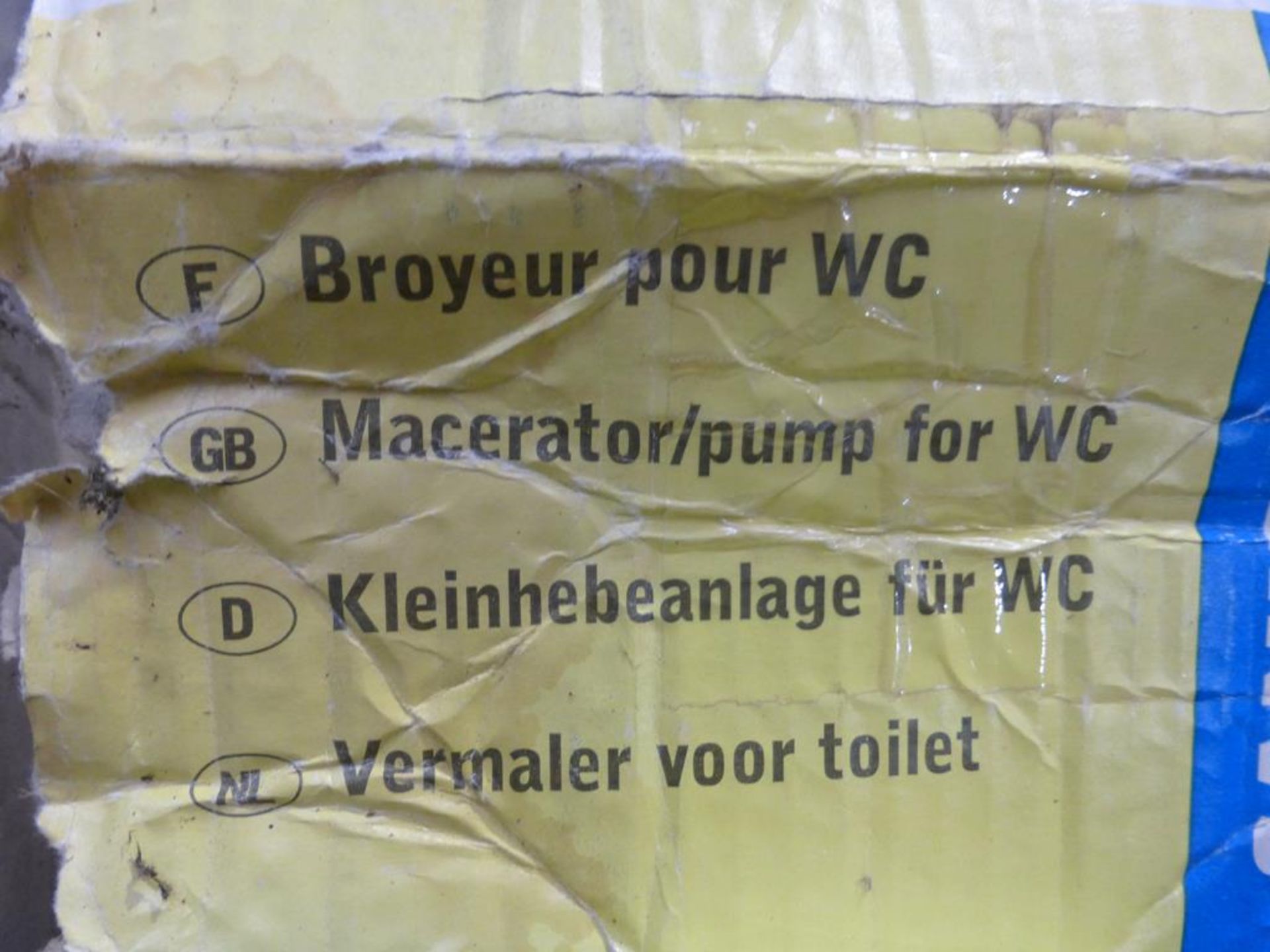 * A Pallet to contain Assorted Plumbing Fixings to include Valves, Clamps, Gauges etc. Please note - Image 5 of 9