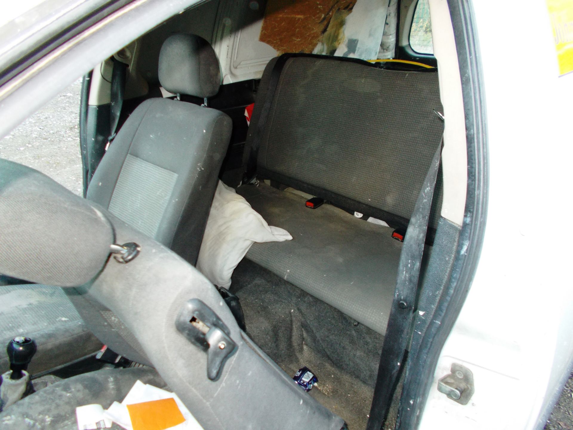 Vauxhall Astra Envoy 1.7 DTI Van, registration V00 - Image 11 of 11