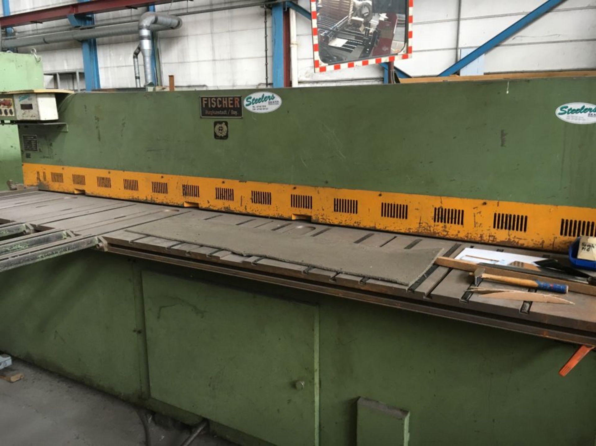 Fischer K4/3000 Guillotine