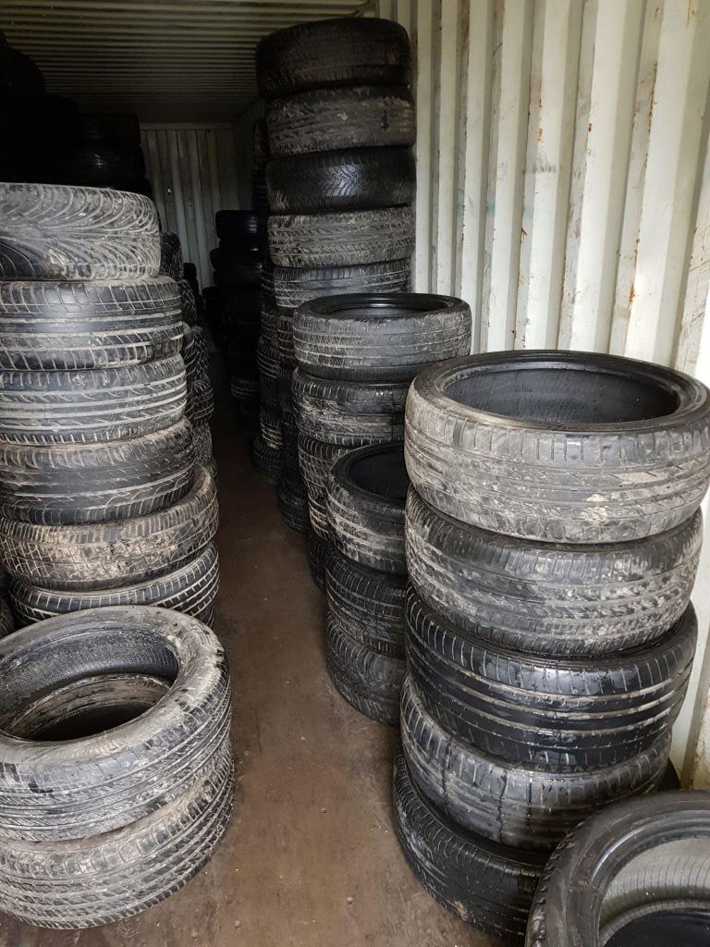 * Approximately 2000 Tested and Checked Part Worn Reusable Tyres. - Image 5 of 6