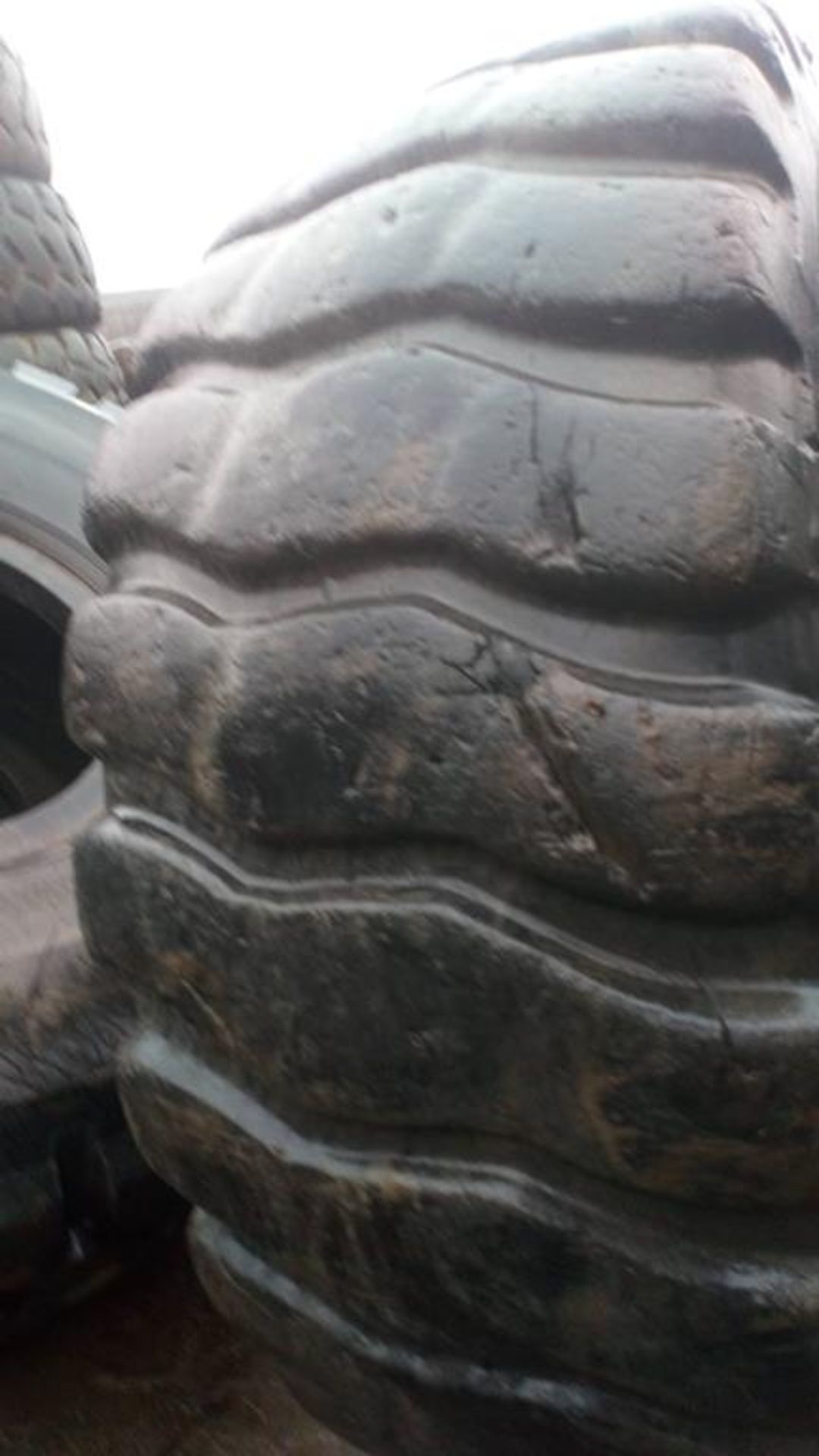 Used Earthmover tyre. Bridgestone 23.5 R25