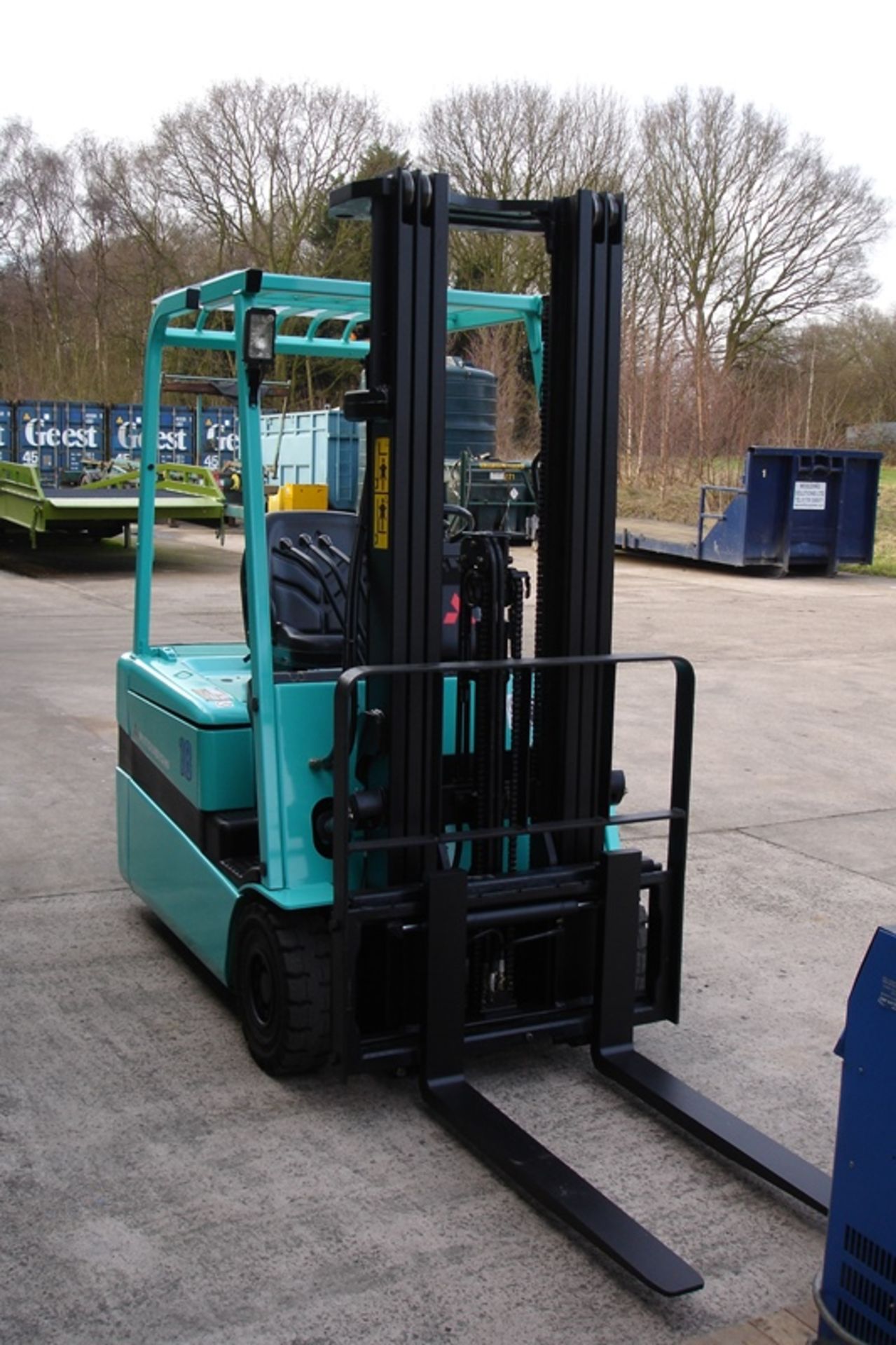 Mitsubishi 1.8 Ton Forklift - Image 4 of 7