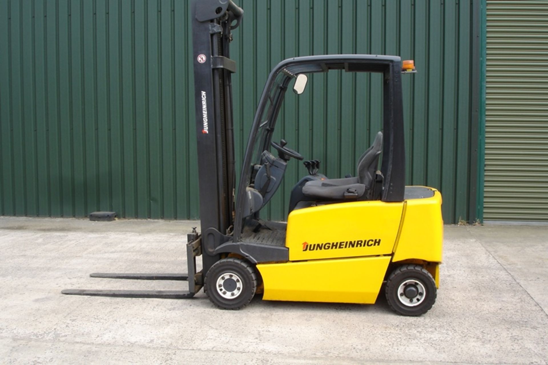 Jungheinrich 1.6 ton Electric Forklift