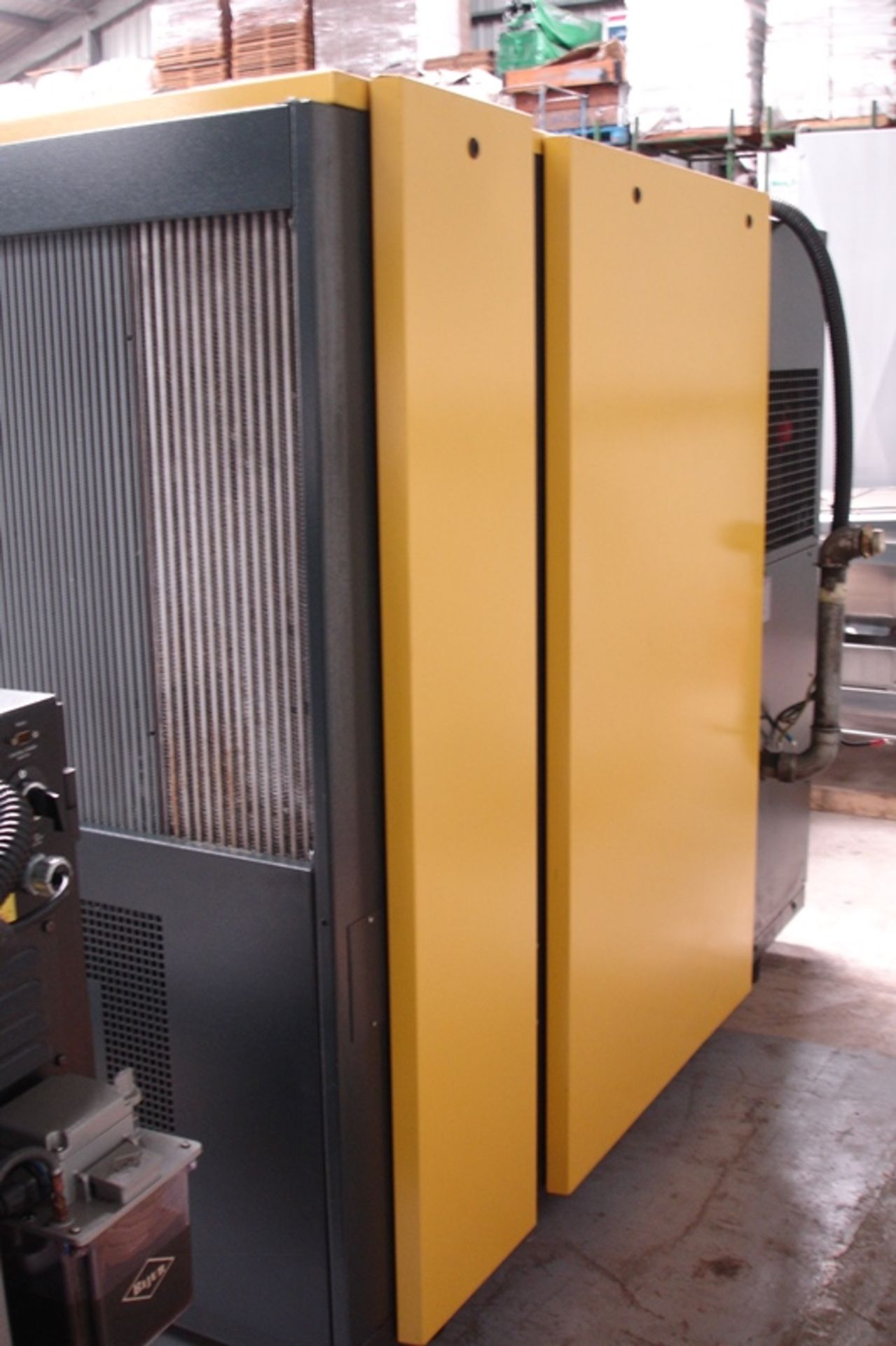 HPC CSD102T Compressor with integrated Dryer - Image 3 of 4
