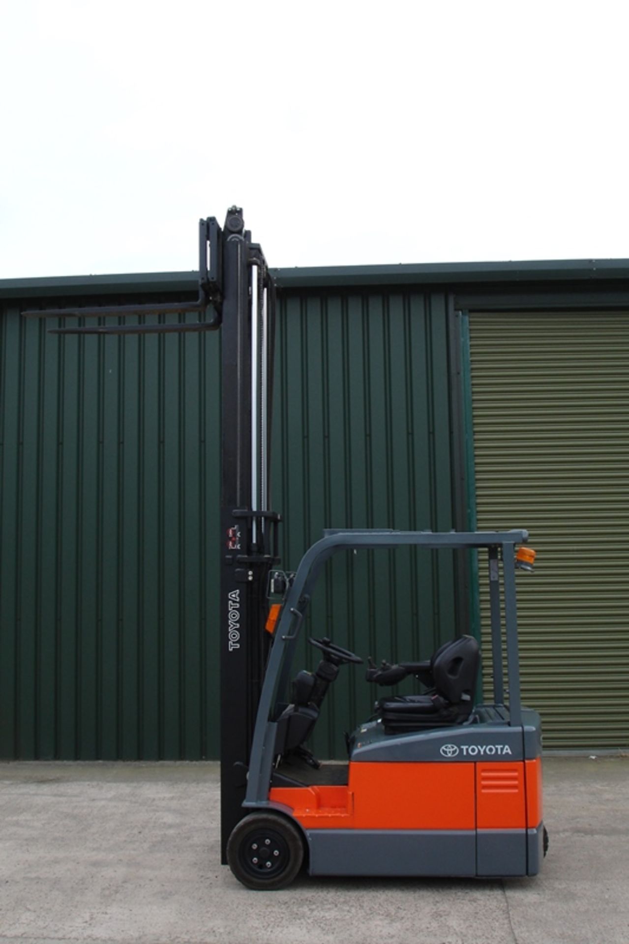 Toyota 1.5 ton Forklift - Image 6 of 6