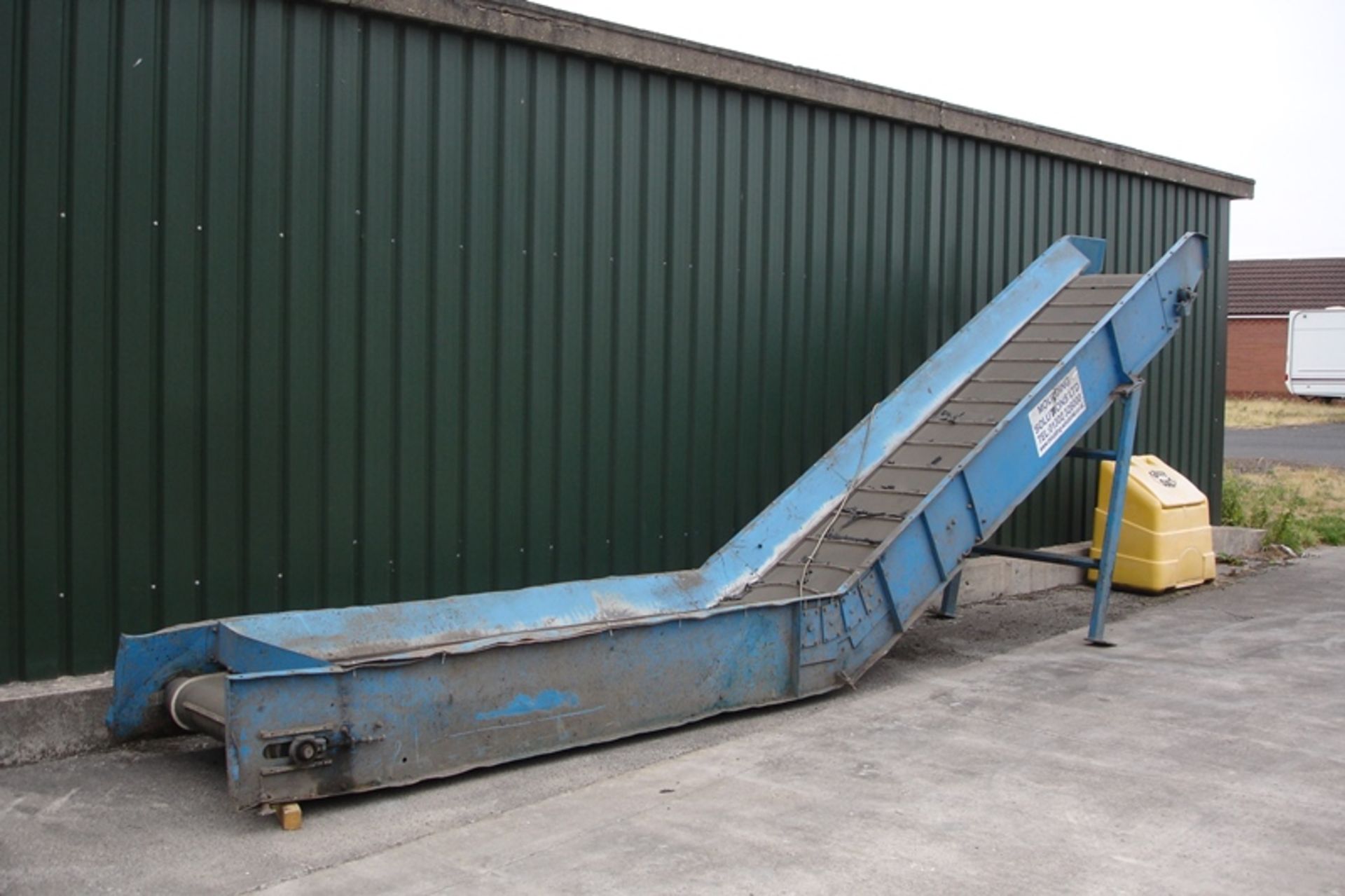 Large Uplift Feed Conveyor - Image 2 of 3