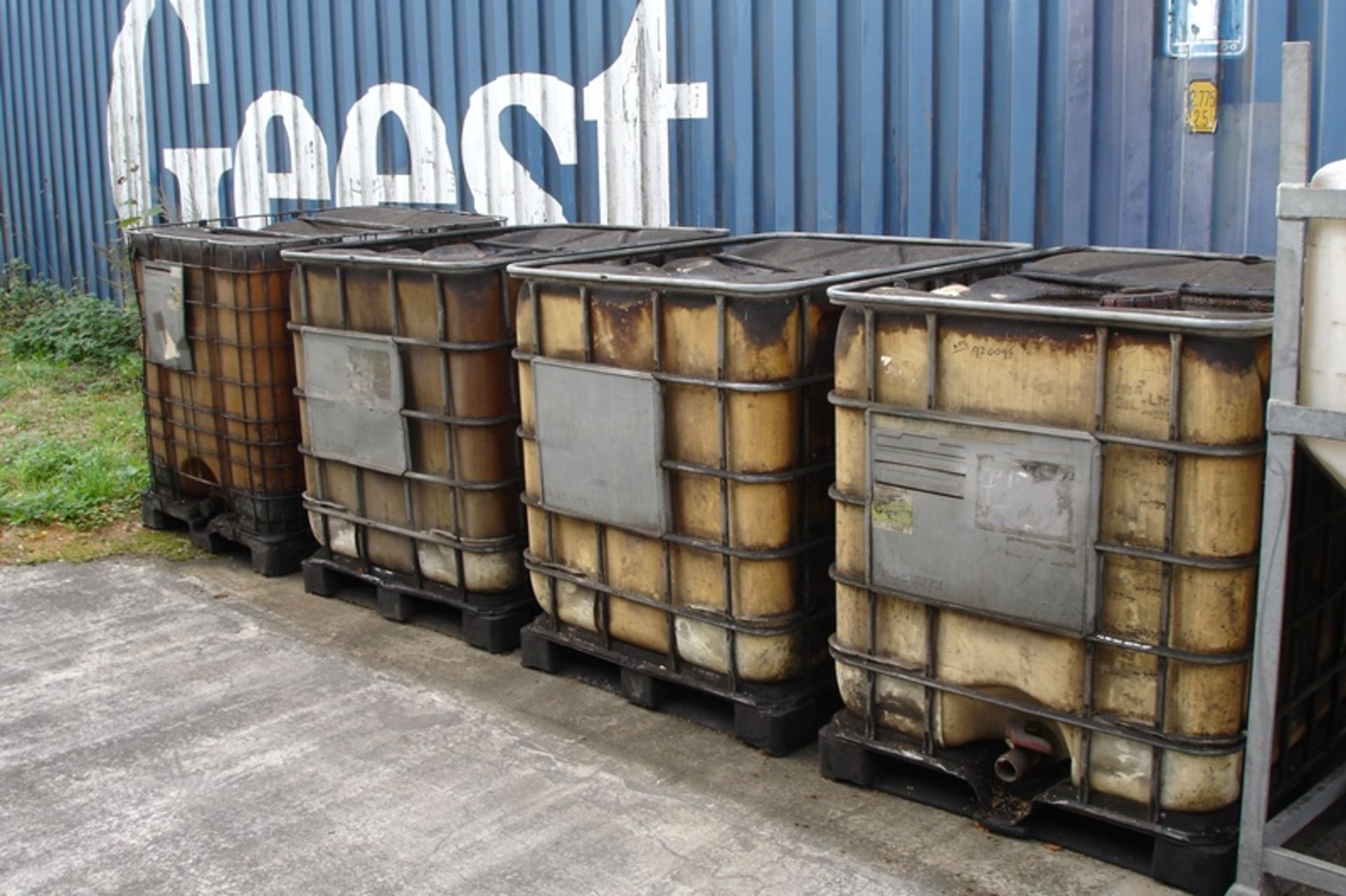 4 x IBC's previously used for Red Diesel