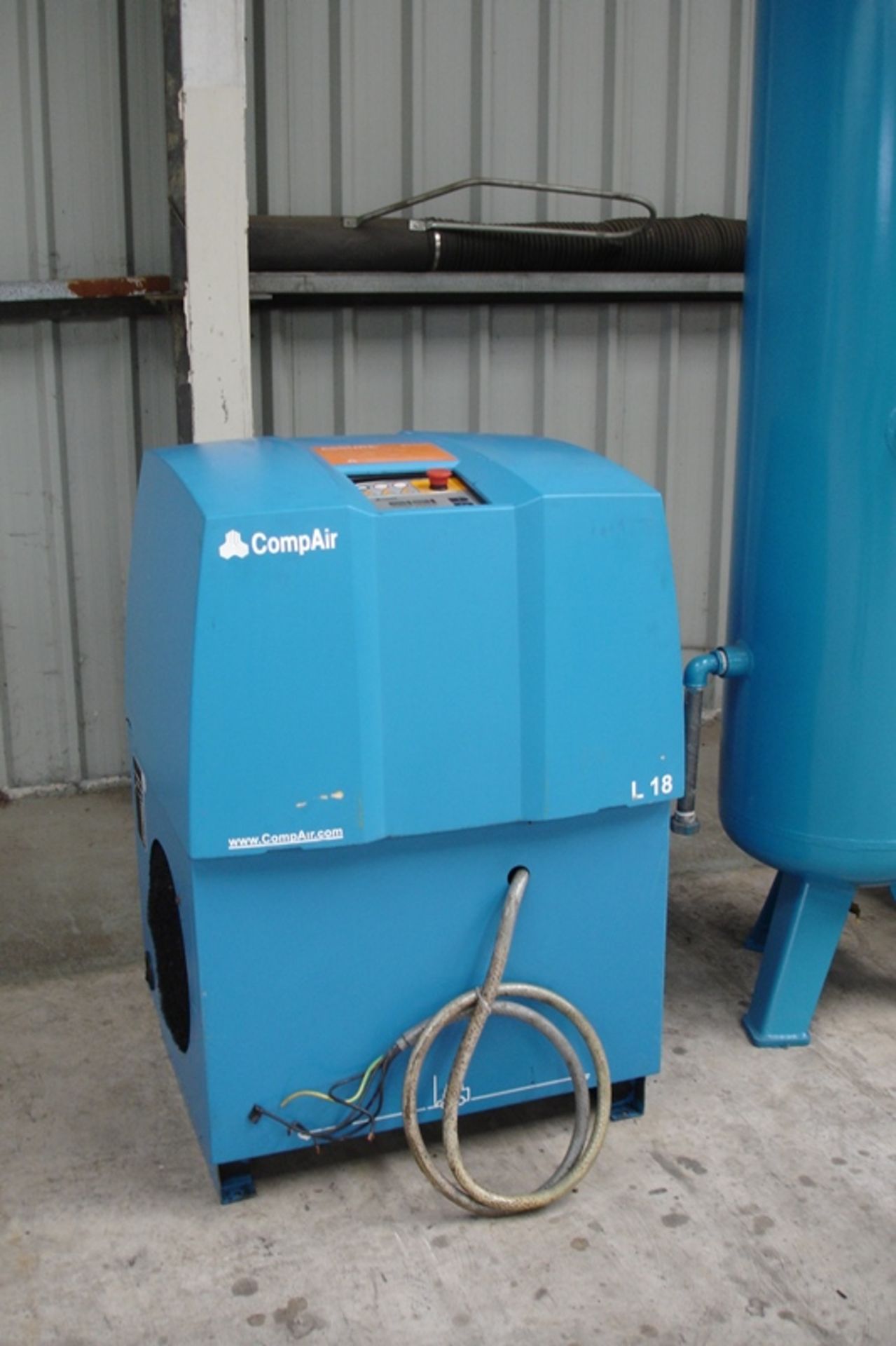 18kw Compair Compressor With Tank & Dryer - Image 2 of 5