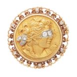 ROMAN MYTHOLOGY An antique Italian jewelled pendant / brooch in 18ct yellow gold, modeled as a