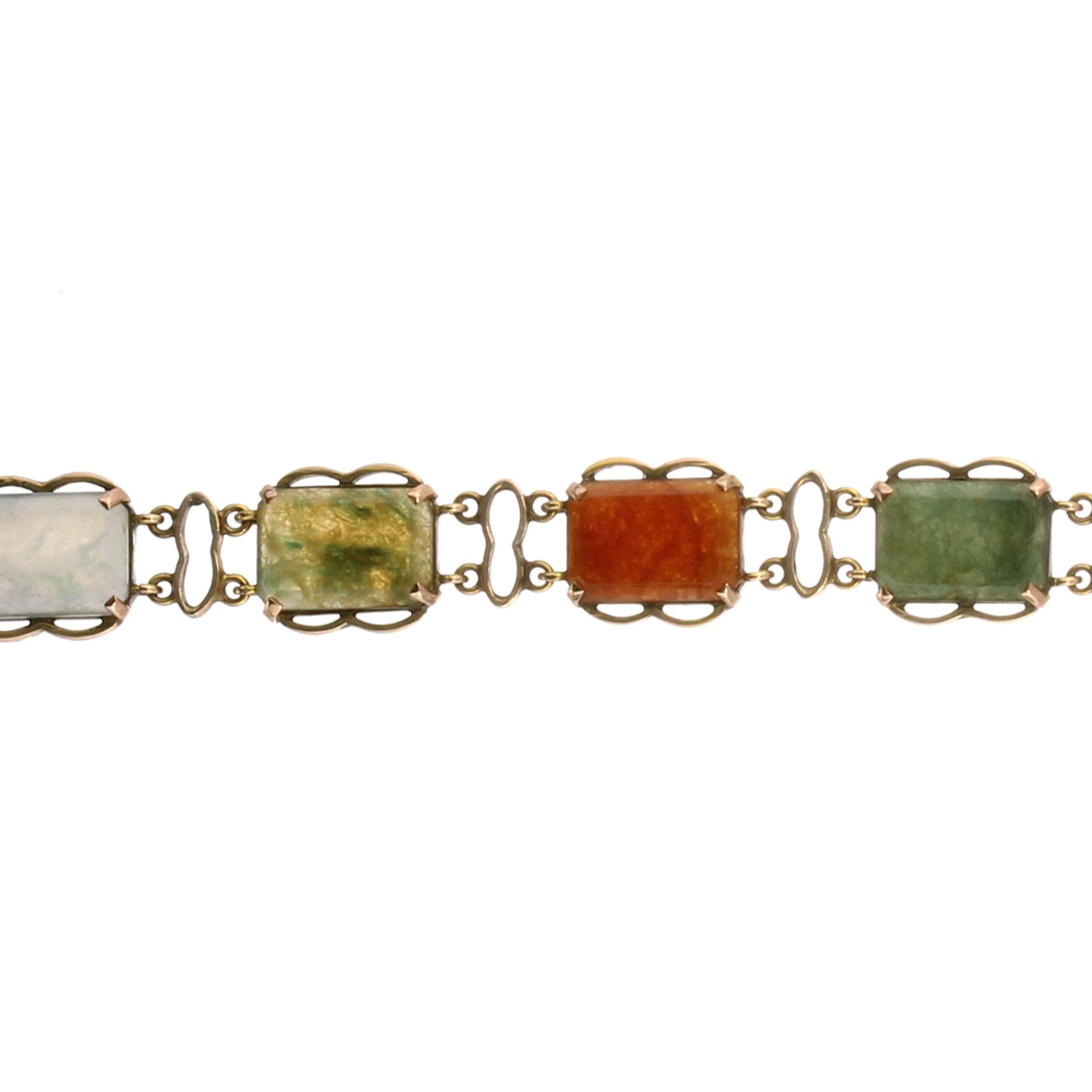 An antique Scottish agate bracelet in 9ct yellow gold designed as a single row of eight cut cornered - Bild 2 aus 2
