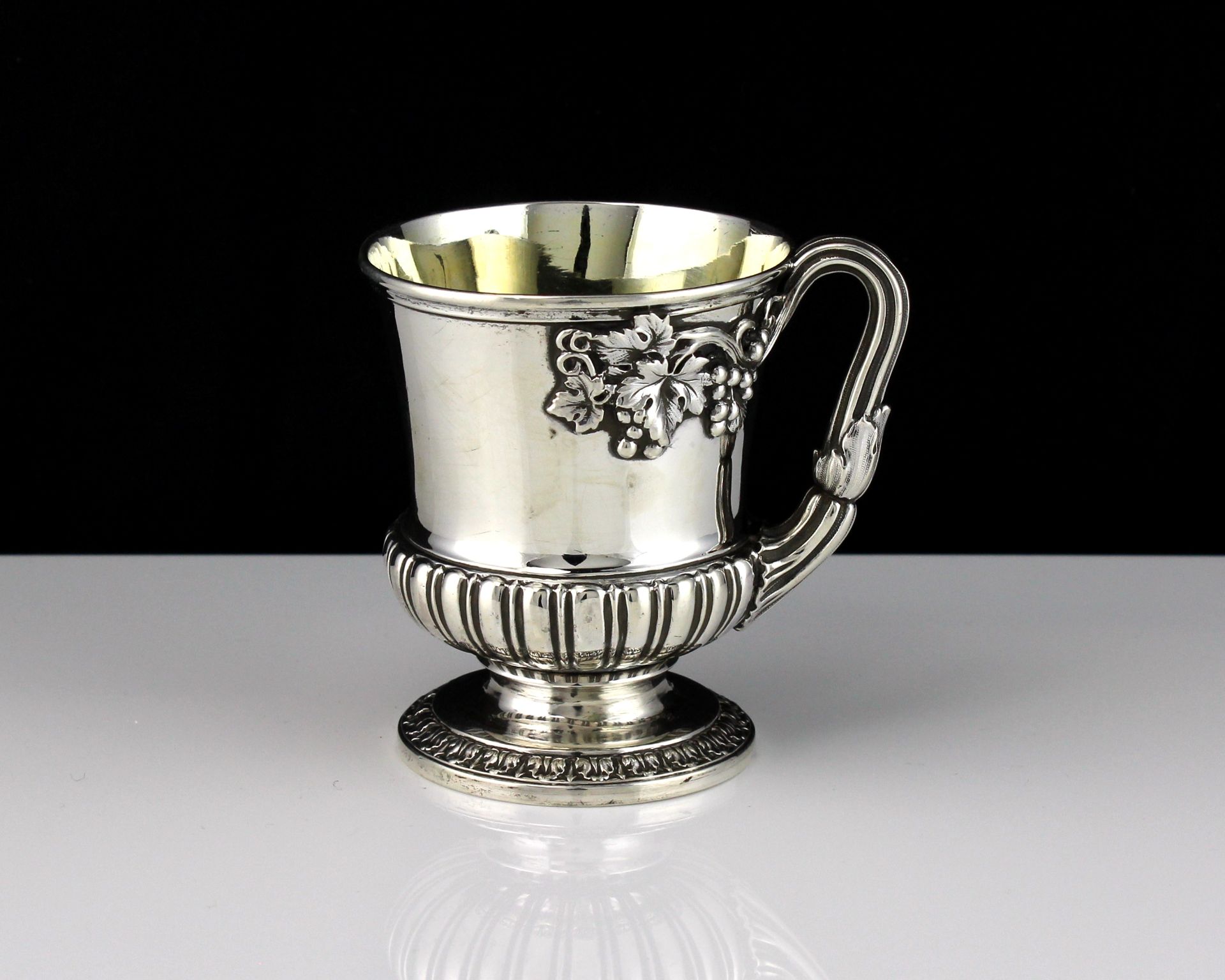 An antique George IV Sterling Silver christening cup / mug by Paul Storr, London 1826 of Campana