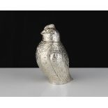 An antique novelty silver chick / chicken pepperette with removable lid. Height 9.5cm / 3.75".
