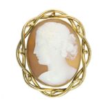 AN ANTIQUE CARVED CAMEO BROOCH, 19TH CENTURY set with a large oval cameo carved in detail to