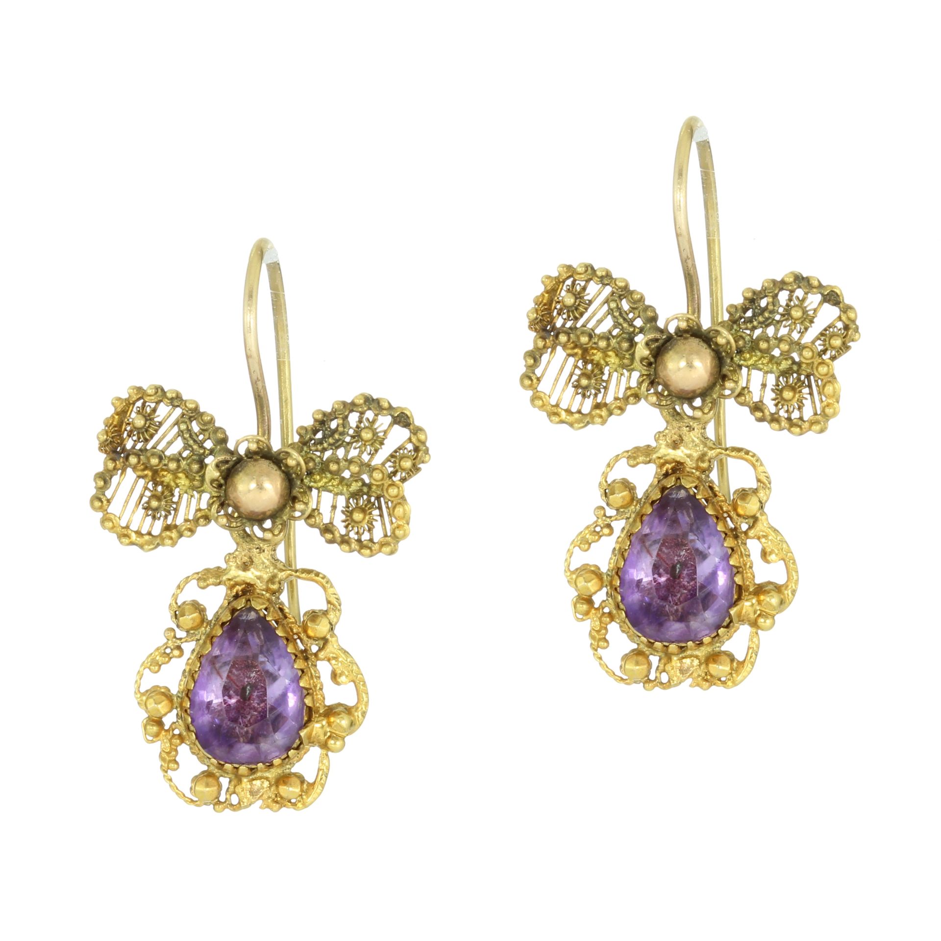 A PAIR OF AMETHYST FILIGREE EARRINGS, EARLY 19TH CENTURY each set with a pear cut amethyst within