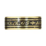 AN ANTIQUE GEORGIAN ENAMEL MOURNING RING, 1799 in high carat yellow gold the band decorated with