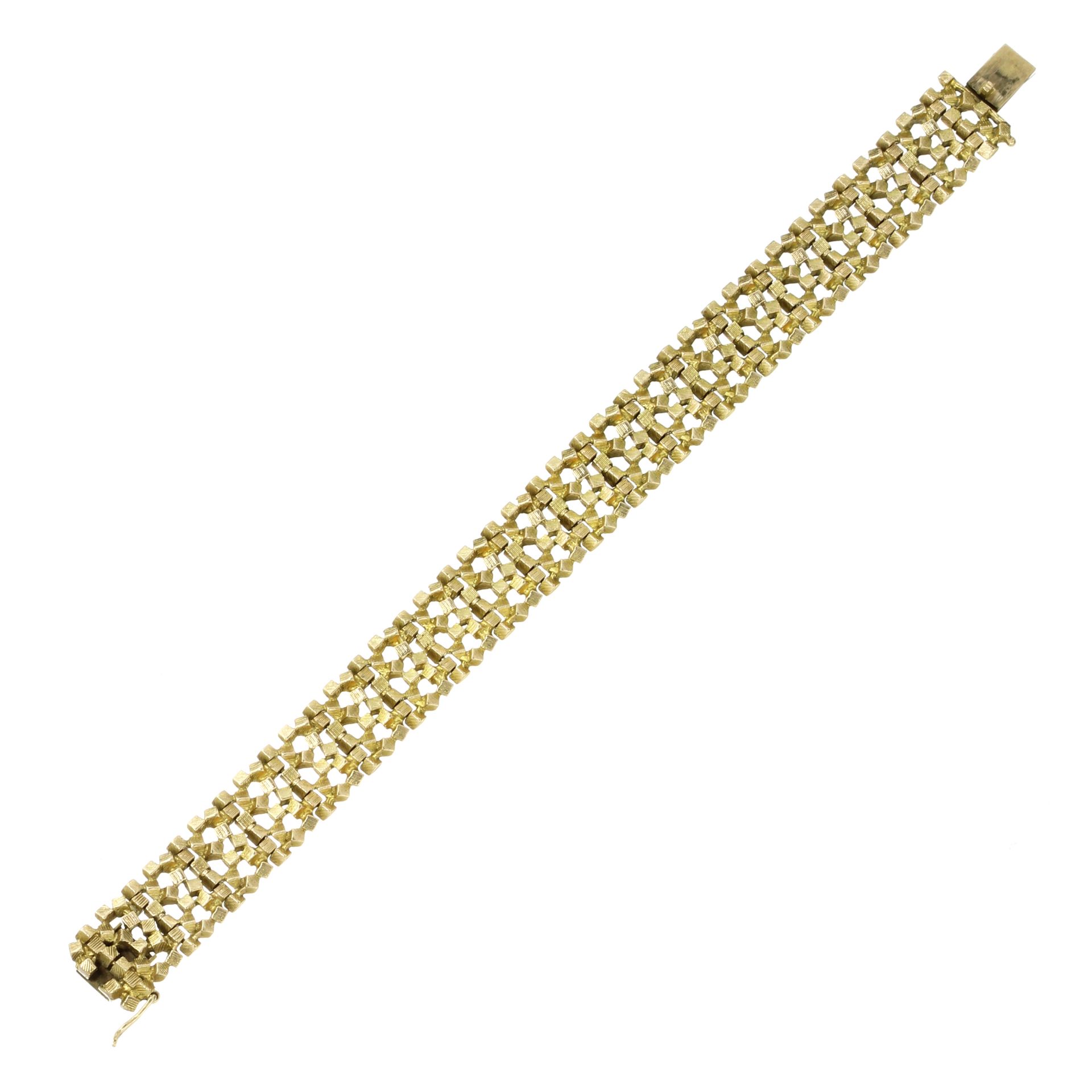 A FANCY LINK BRACELET, SANNIT & STEIN 1970 in yellow gold by Sannit & Stein designed as a row of
