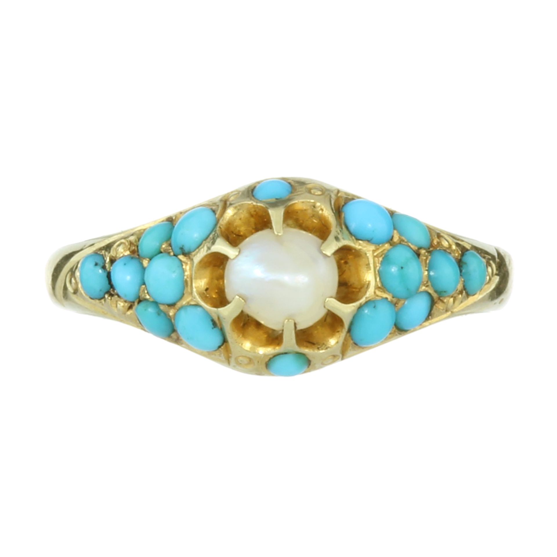 AN ANTIQUE TURQUOISE AND PEARL RING in high carat yellow gold, set with a central pearl of 4.6mm,