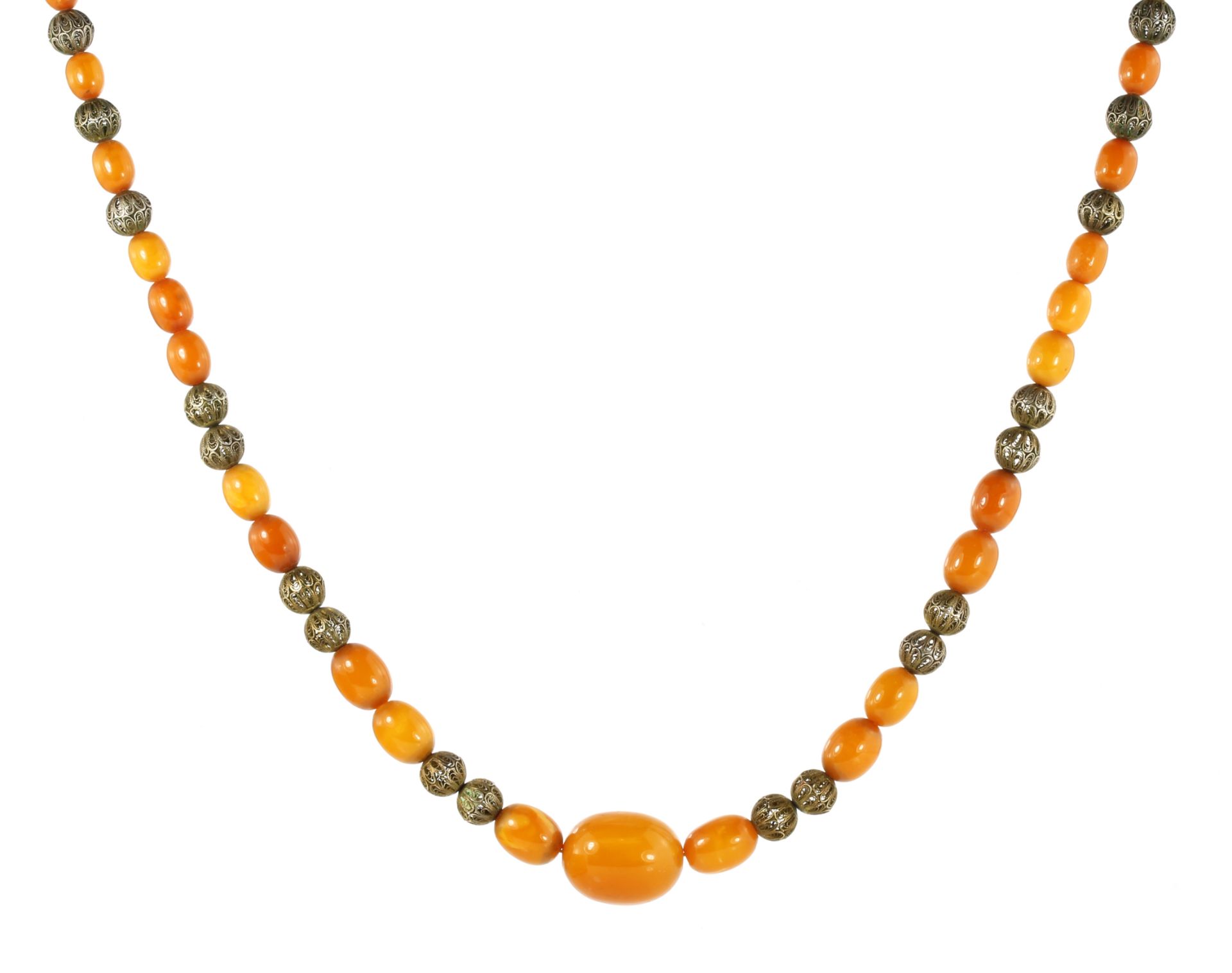 AN ANTIQUE NATURAL AMBER BEAD NECKLACE comprising a single row of forty-one graduated polished