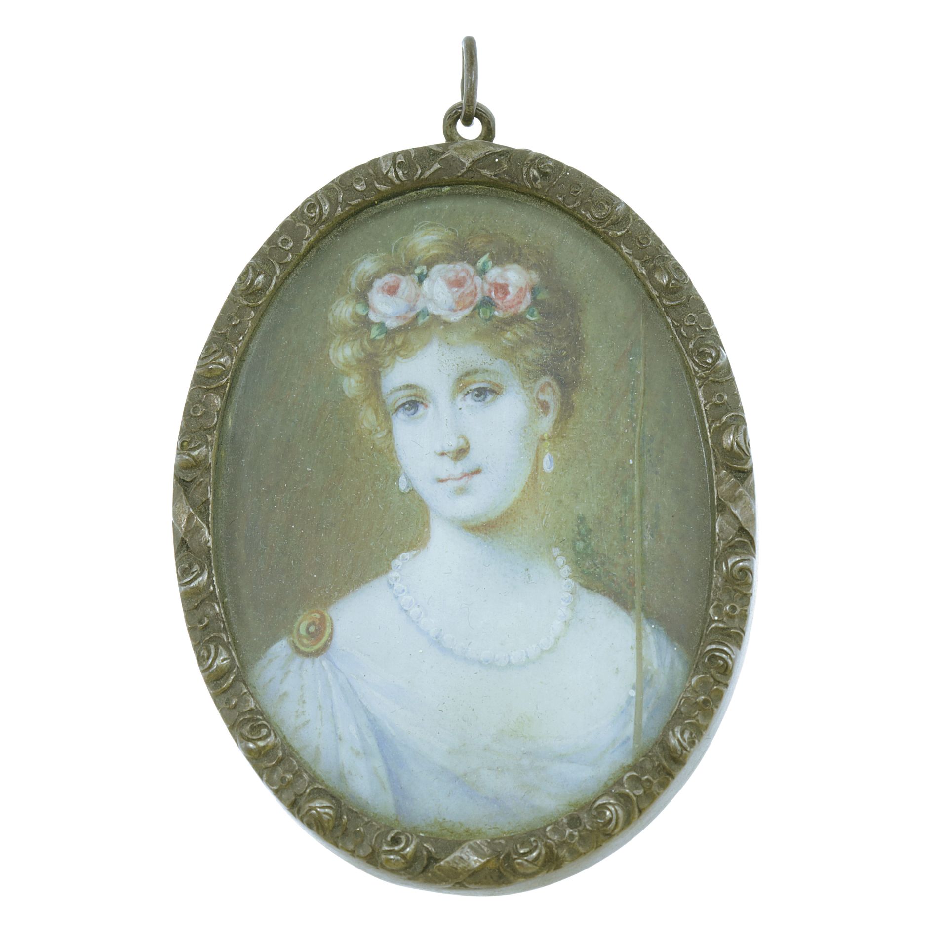 AN ANTIQUE PORTRAIT MINIATURE PENDANT of oval form, the painted ivory miniature depicting a young