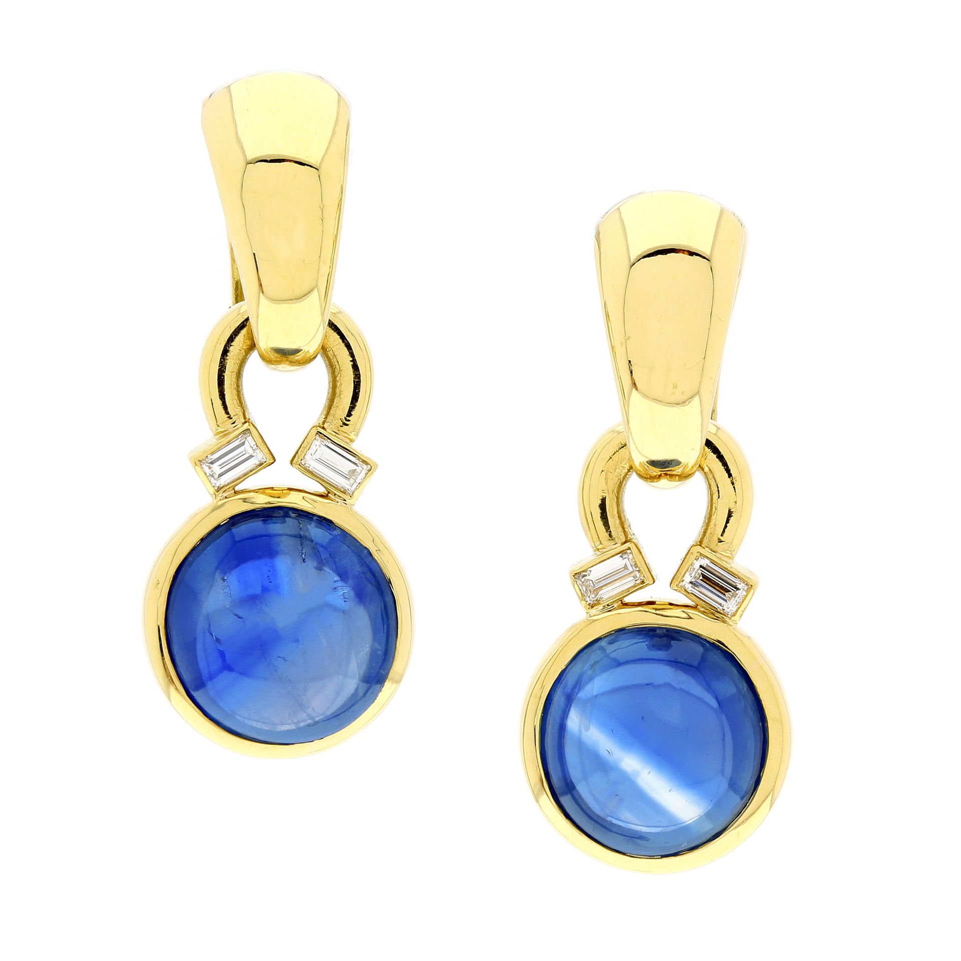 A PAIR OF CEYLON NO HEAT SAPPHIRE AND DIAMOND EARRINGS, BVLGARI in 18ct yellow gold, each set with a