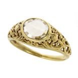 AN ANTIQUE DIAMOND DRESS RING, 19TH CENTURY in high carat yellow gold, set with a central flat cut