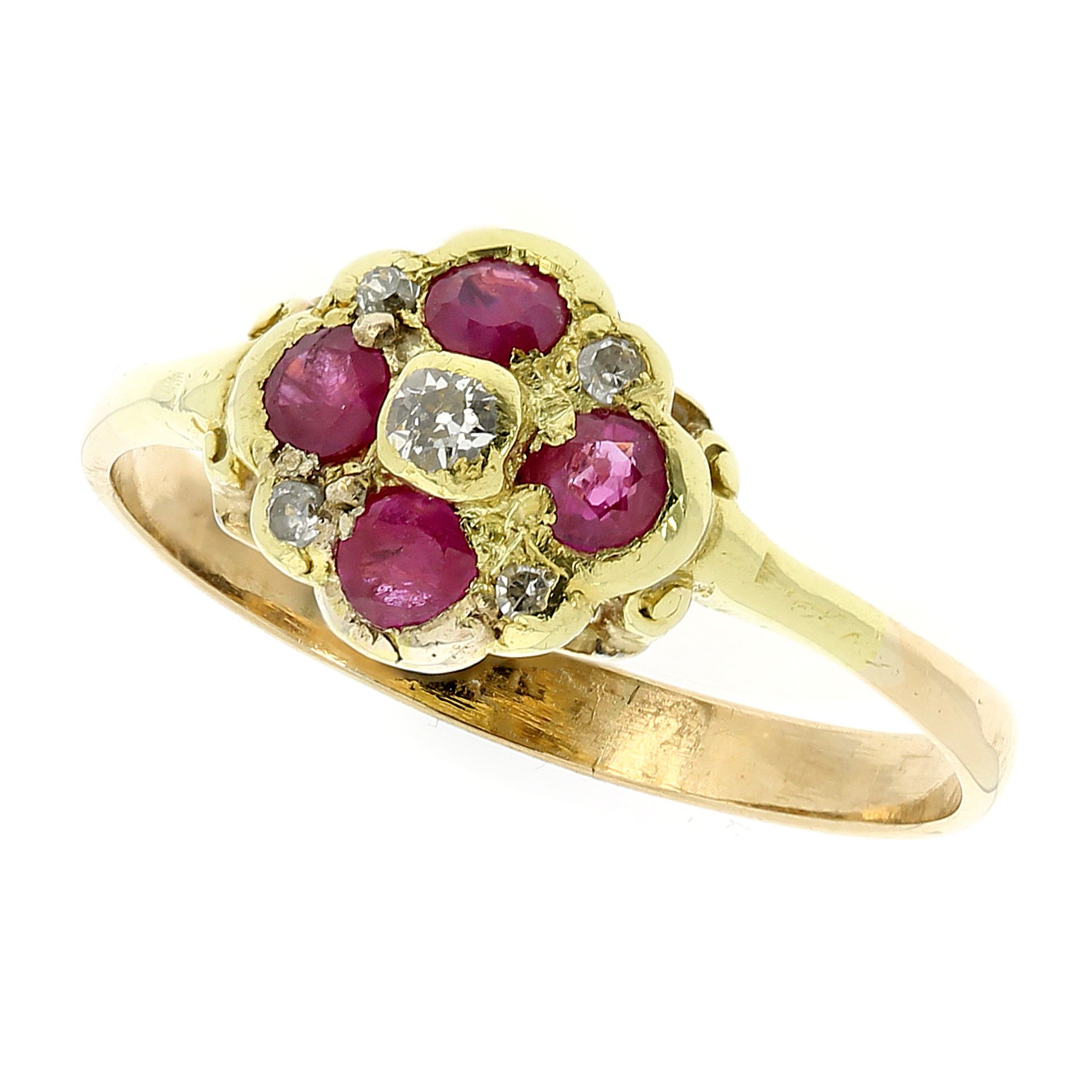 AN ANTIQUE RUBY AND DIAMOND RING in yellow gold, set with four round cut rubies totalling