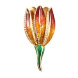 A DIAMOND AND ENAMEL TULIP BROOCH in 18ct yellow gold, designed as a tulip bud, decorated in