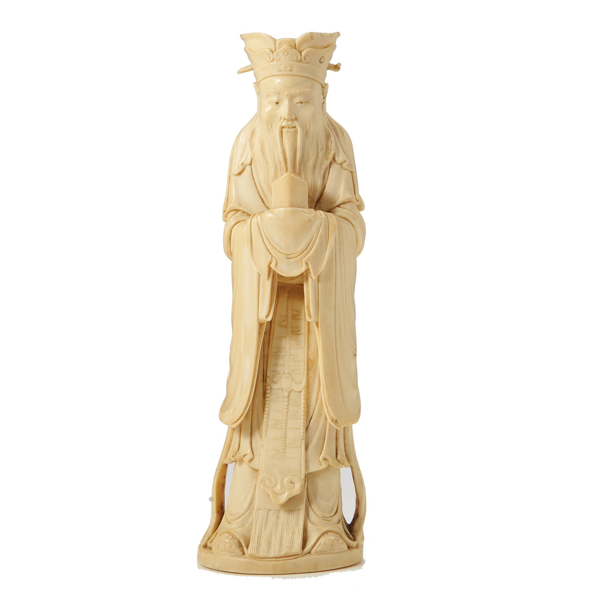 AN ANTIQUE CHINESE CARVED IVORY FIGURE, QING DYNASTY carved in detail to depict an elderly gentleman