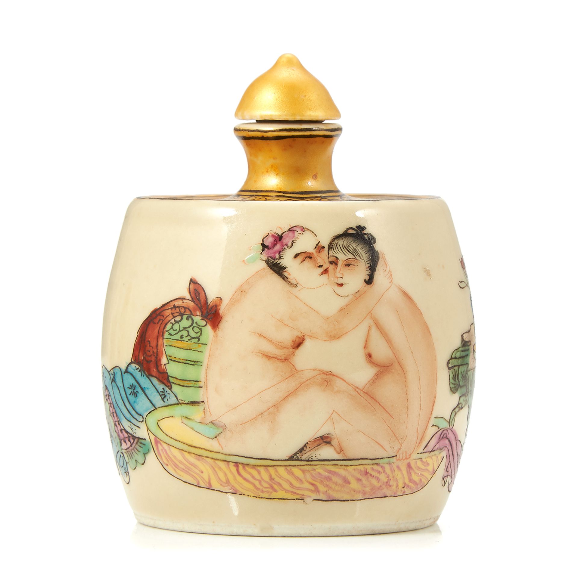 A CHINESE PORCELAIN EROTICA SNUFF BOTTLE 6.8cm.
