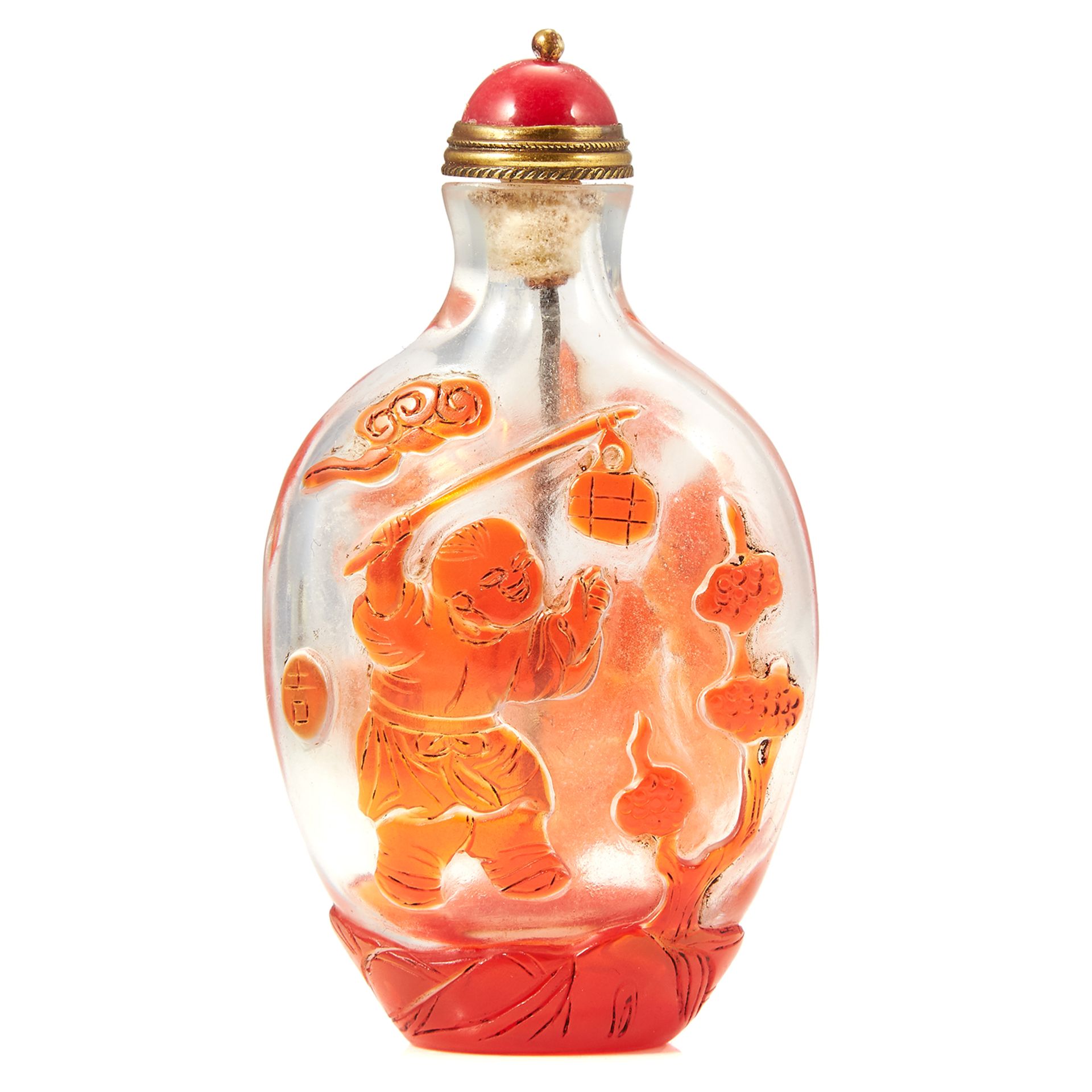 A CHINESE PEKING GLASS SNUFF BOTTLE rounded, decorated in red with traditional scenes, 9.0cm.