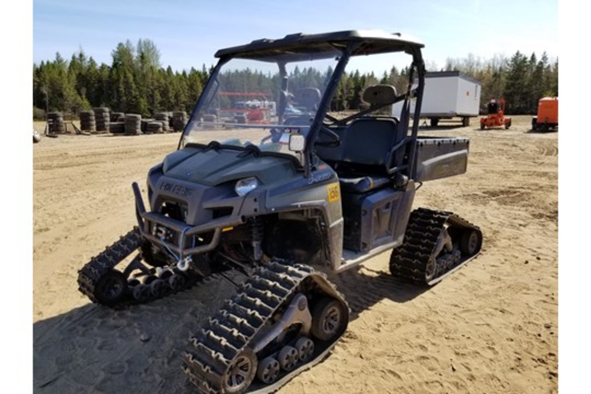 2011 Mule Polaris Ranger R11 TY76AN, 3062 Km, 3 places, avec tatoo only, boite dompeur, treil - Image 4 of 10