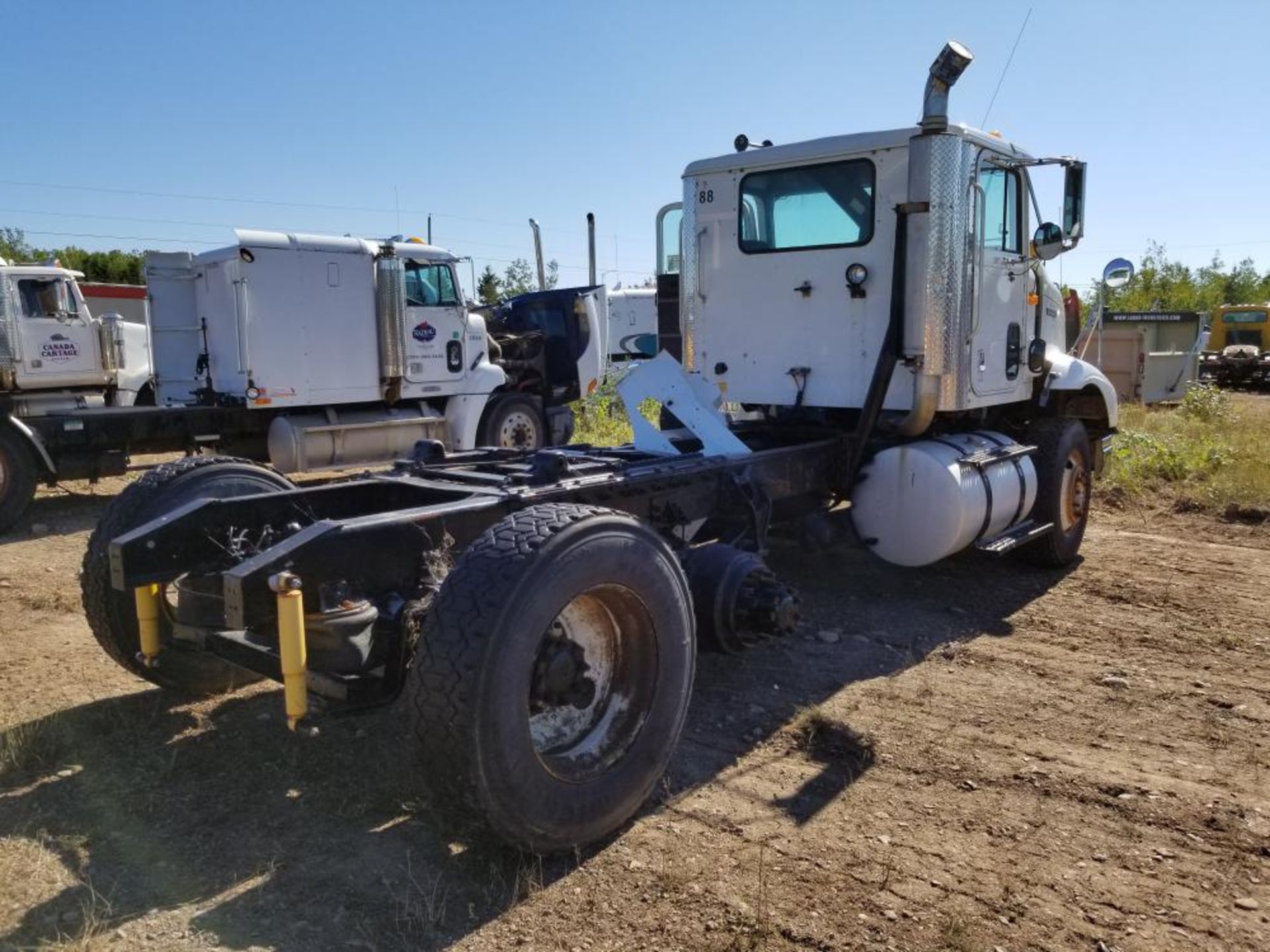 2000 Camion Inter 4100, 1 041 460 km, 10 vit., 400 HP, diesel, essieux 12-40, différentiel - Image 5 of 21