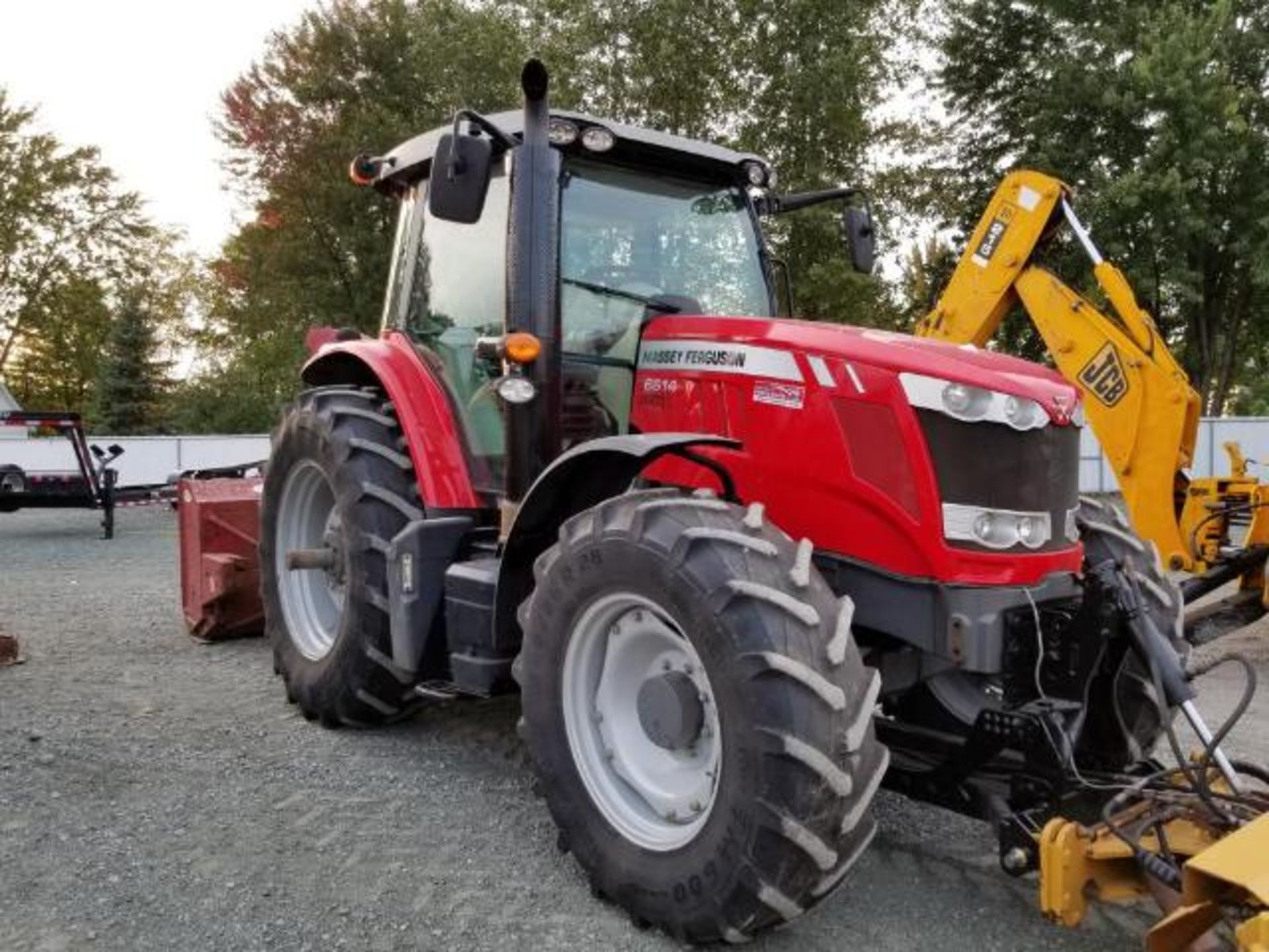 2014 Tracteur Massey Fugerson MF661, 1214 hres, 150 HP, 4 cyl., diesel, pneus av. 380/85R28 arr. - Image 2 of 19