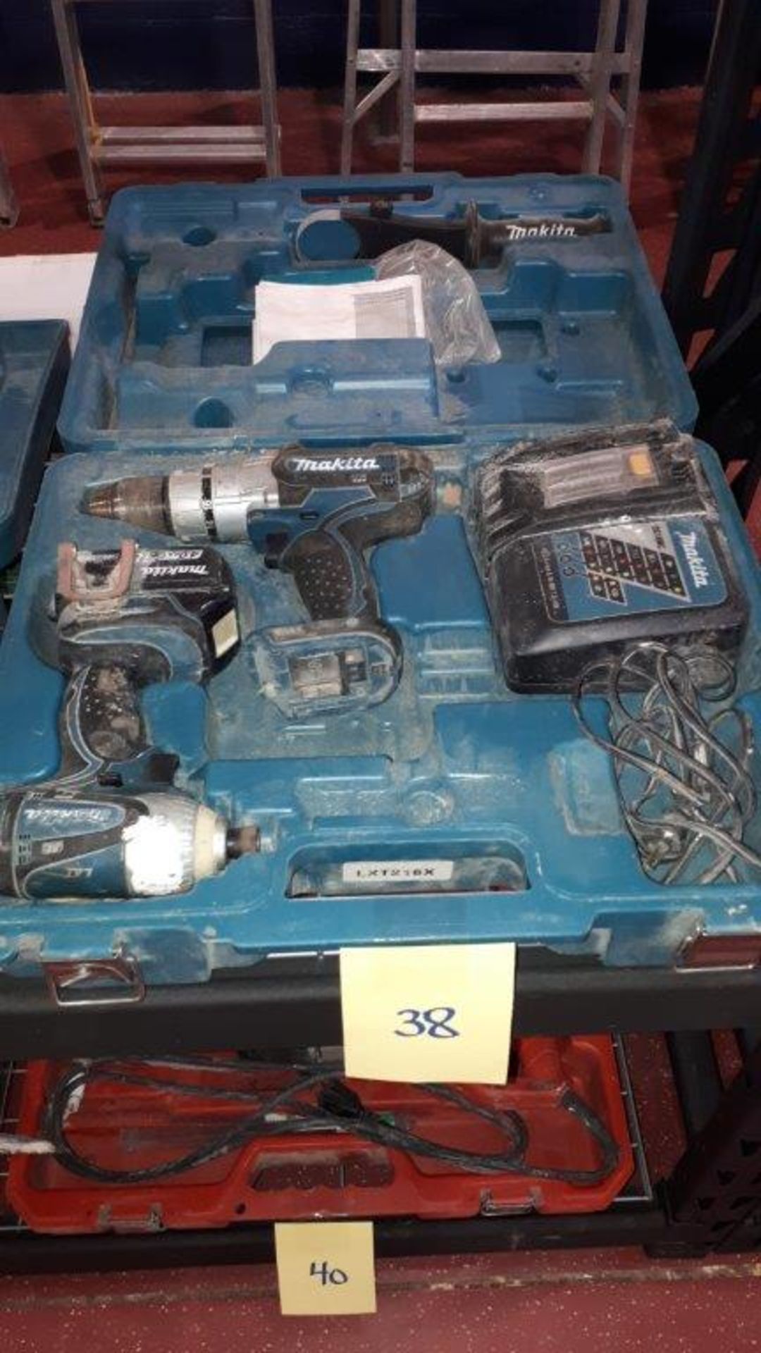 LOT: MAKITA Kit, c/w: (2) Drills & Charger