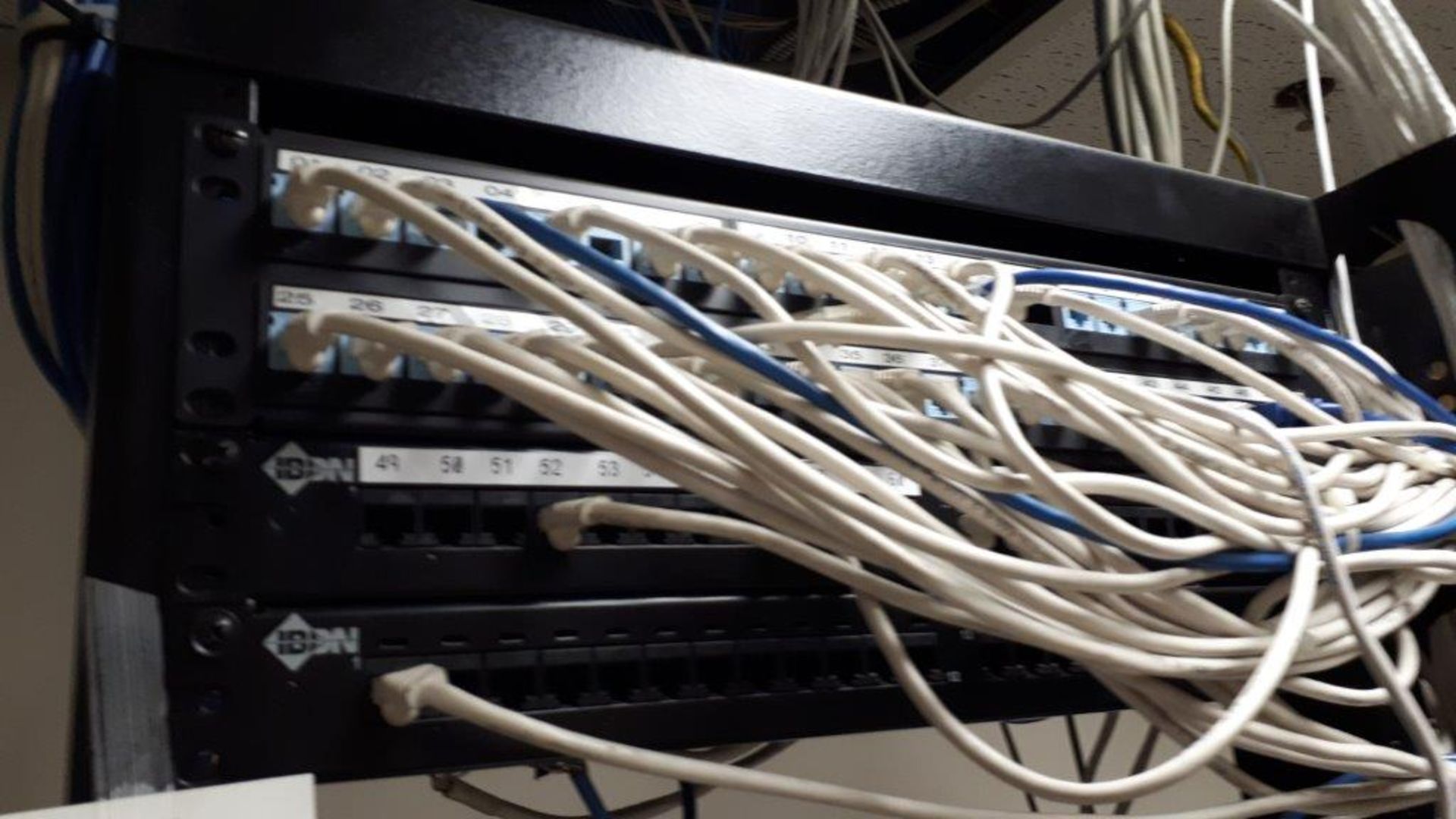 NETWORK SWITCHES - Image 2 of 2