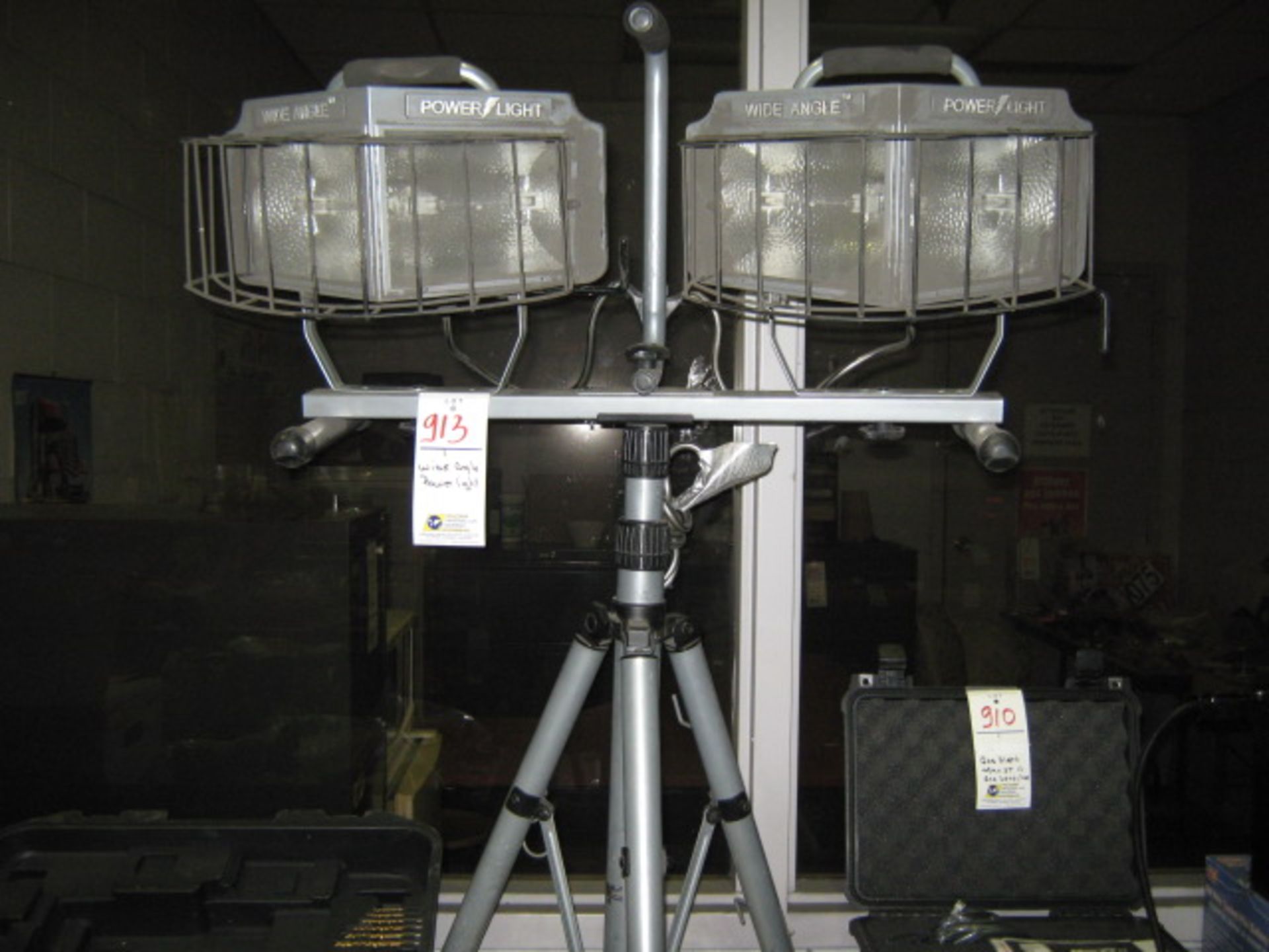 Wide Angle Power Light