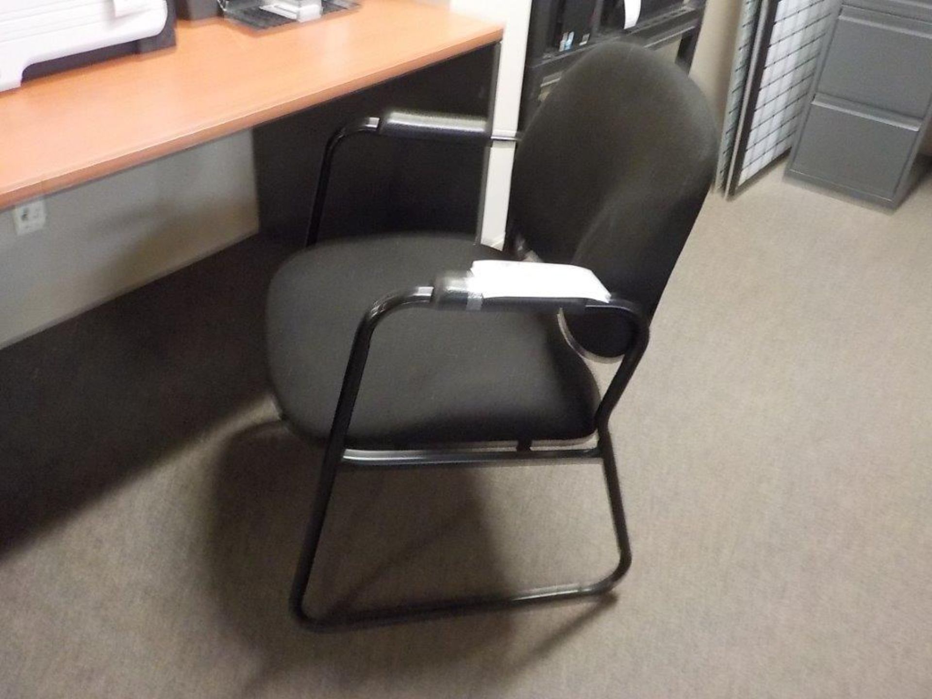 VISITOR'S CHAIR