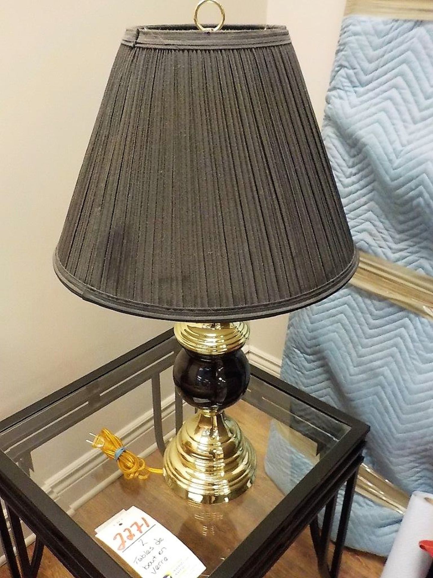 BLACK TABLE LAMPS