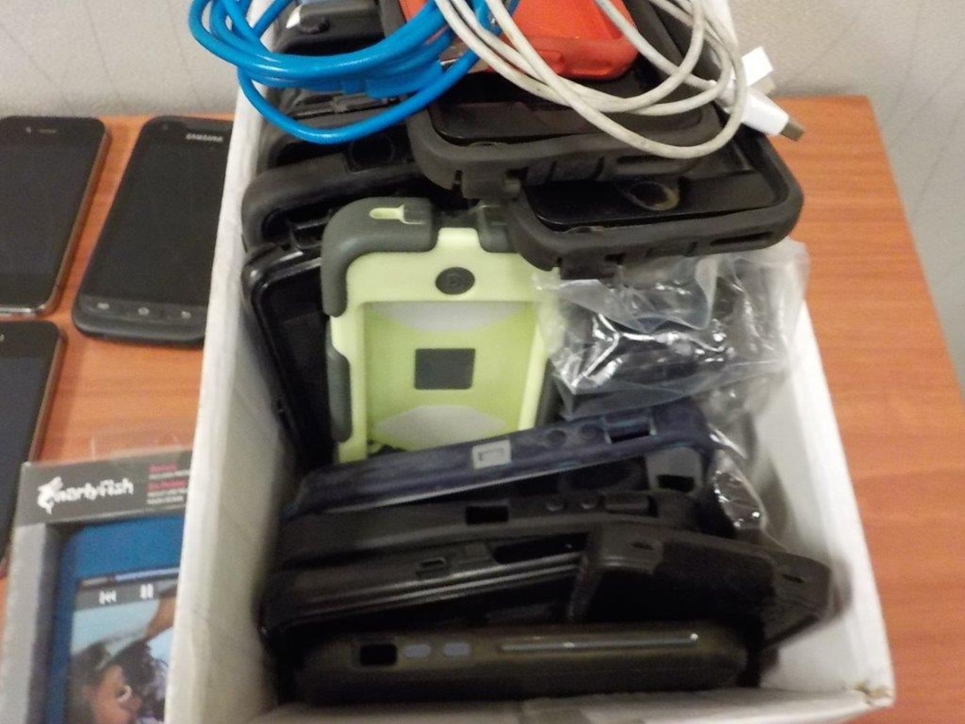 LOT: ASSORTED CASES - Image 2 of 4