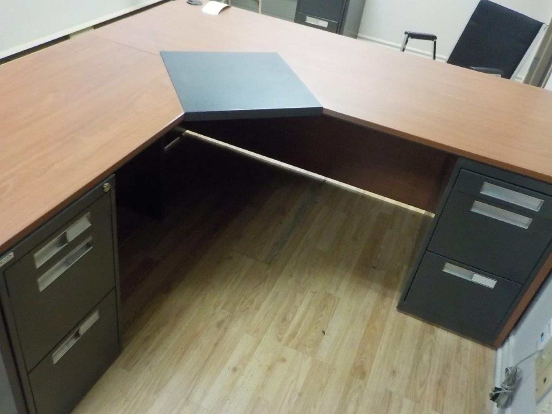 L-SHAPED DESK, 6-DRAWERS - Image 2 of 2