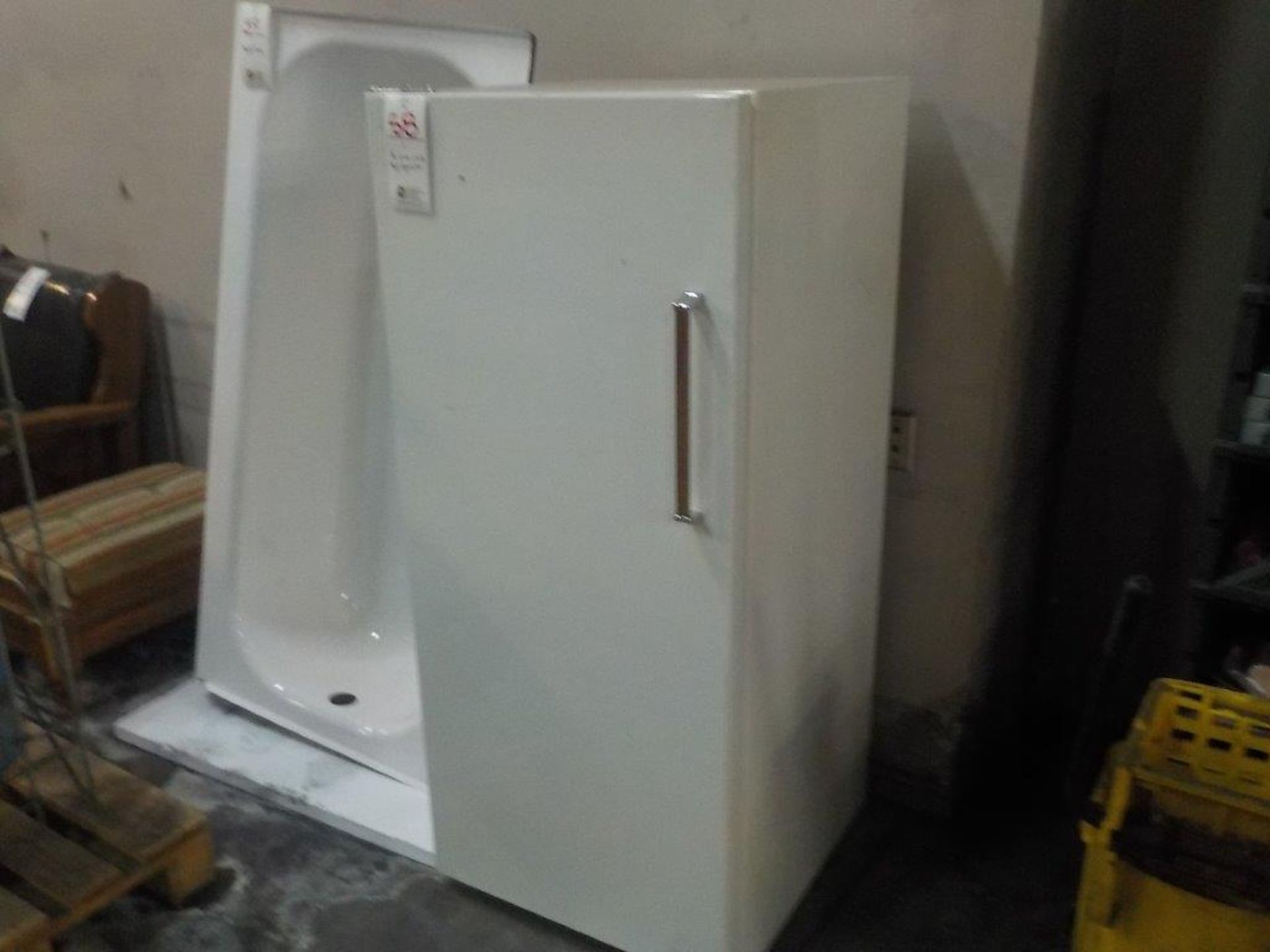 3/4 SIZE WHITE FRIDGE