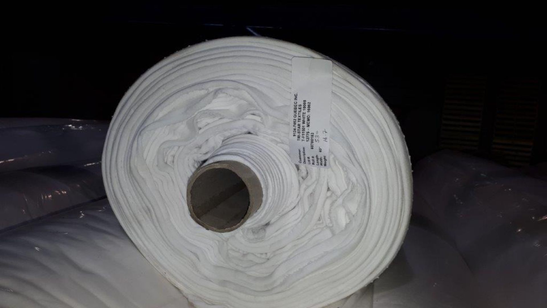 Fabric extensible ratine white (9 rolls) - Image 2 of 3