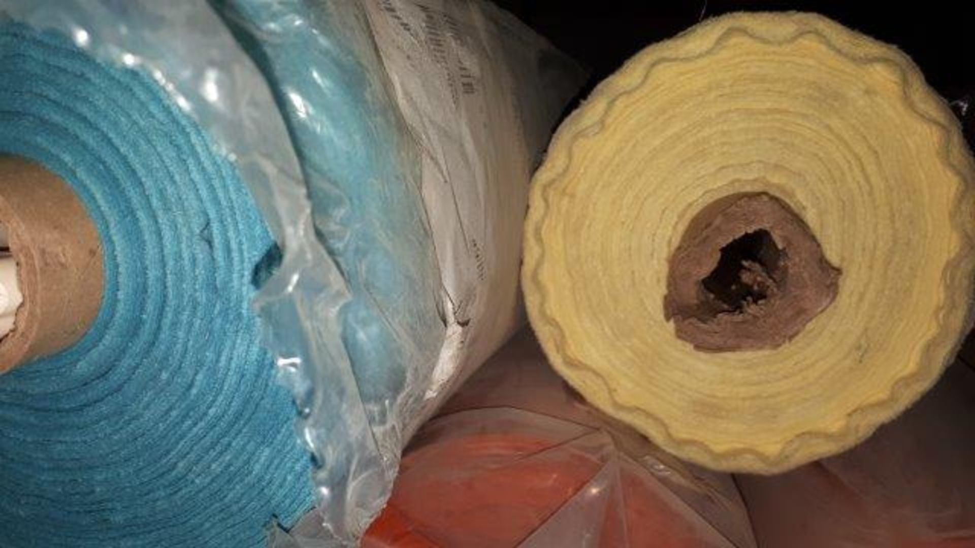 Fabric assorted colors Viro Bar (8 rolls) - Image 4 of 5