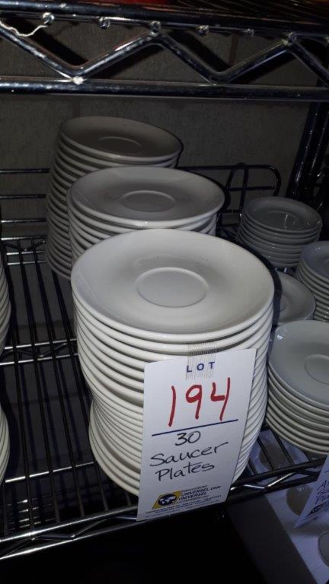 Saucer plates