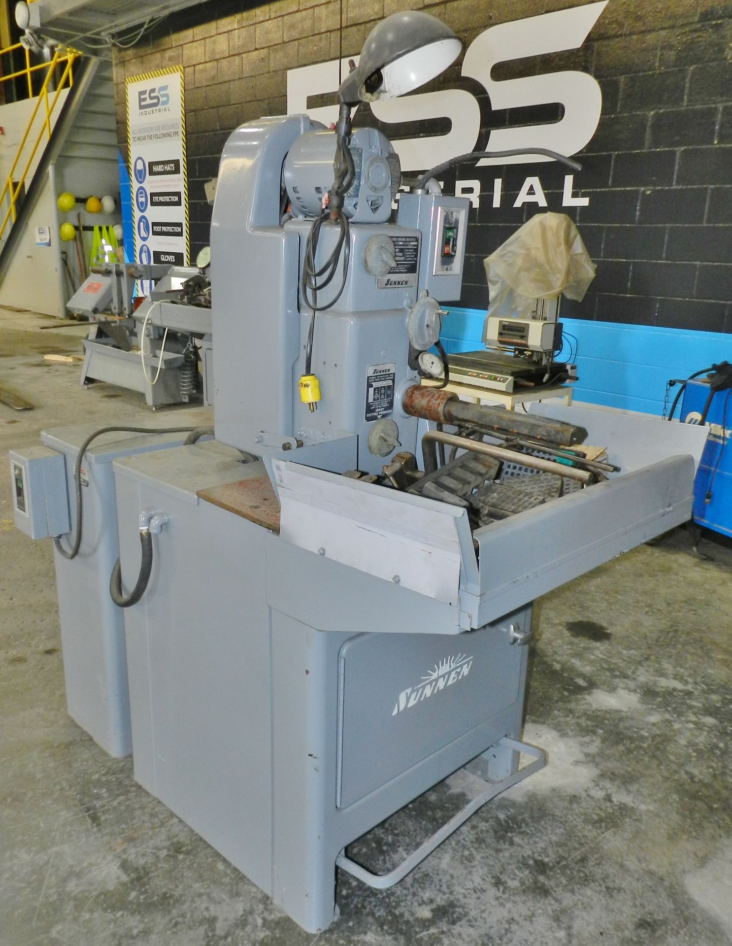 Sunnen Manual Stroke Precision Honing Machine