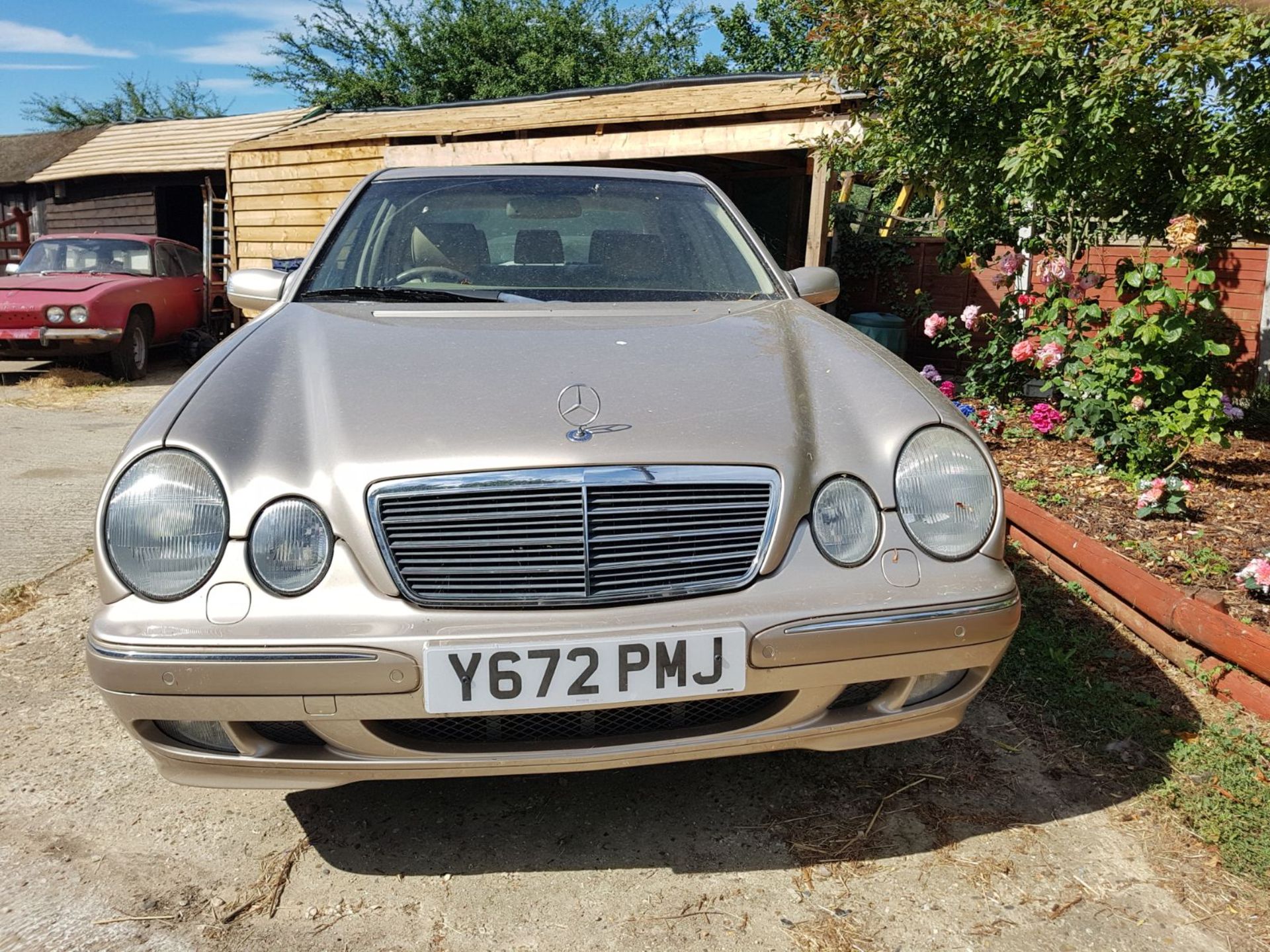 Mercedes E240 Elegance 2001 - Image 2 of 8